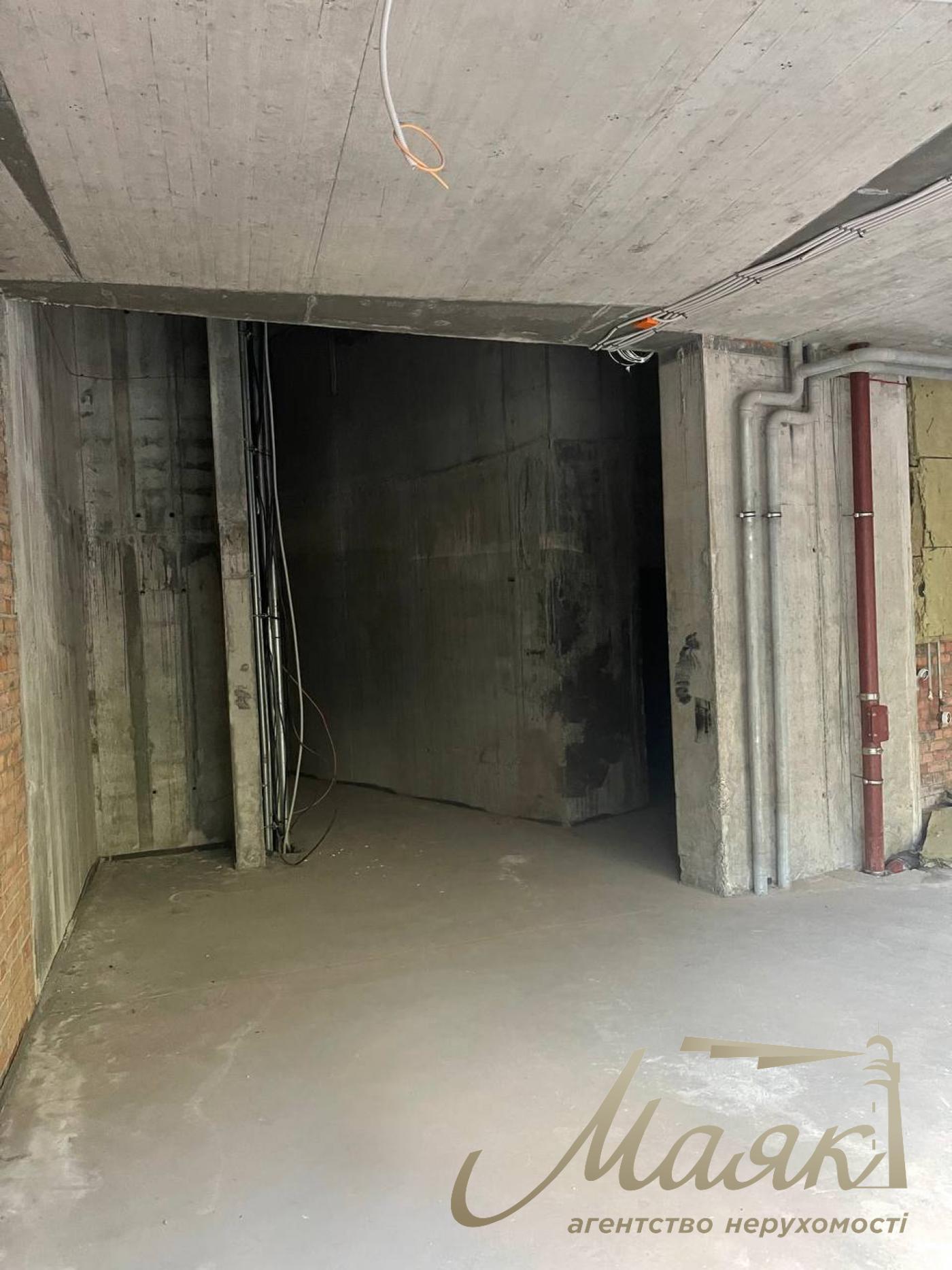 Продажа коммерческого помещения 83м2 в ЖК Busov Hill