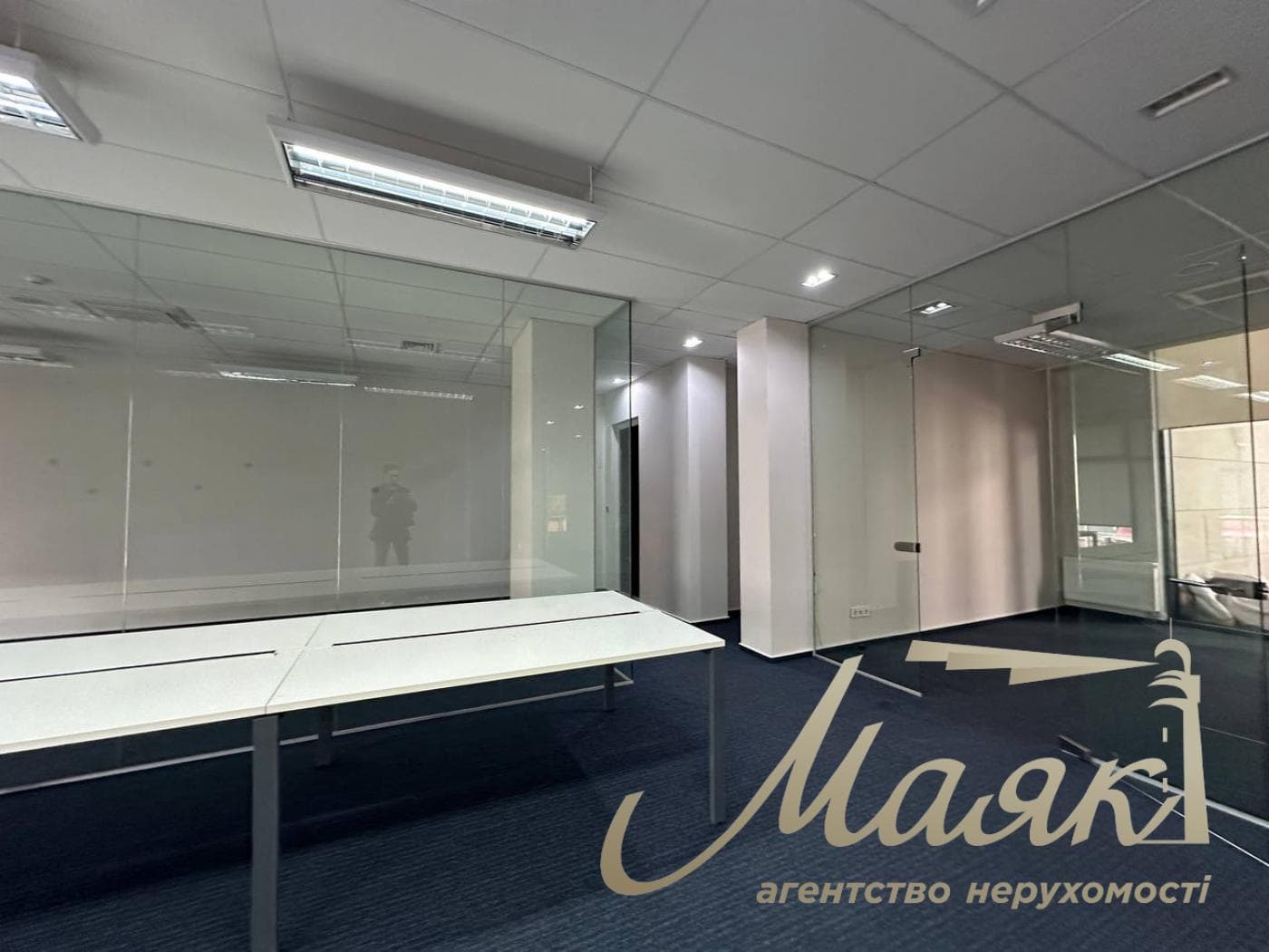 Аренда автономного офиса 962,1 м², ул. Антоновича, 118, Центр.