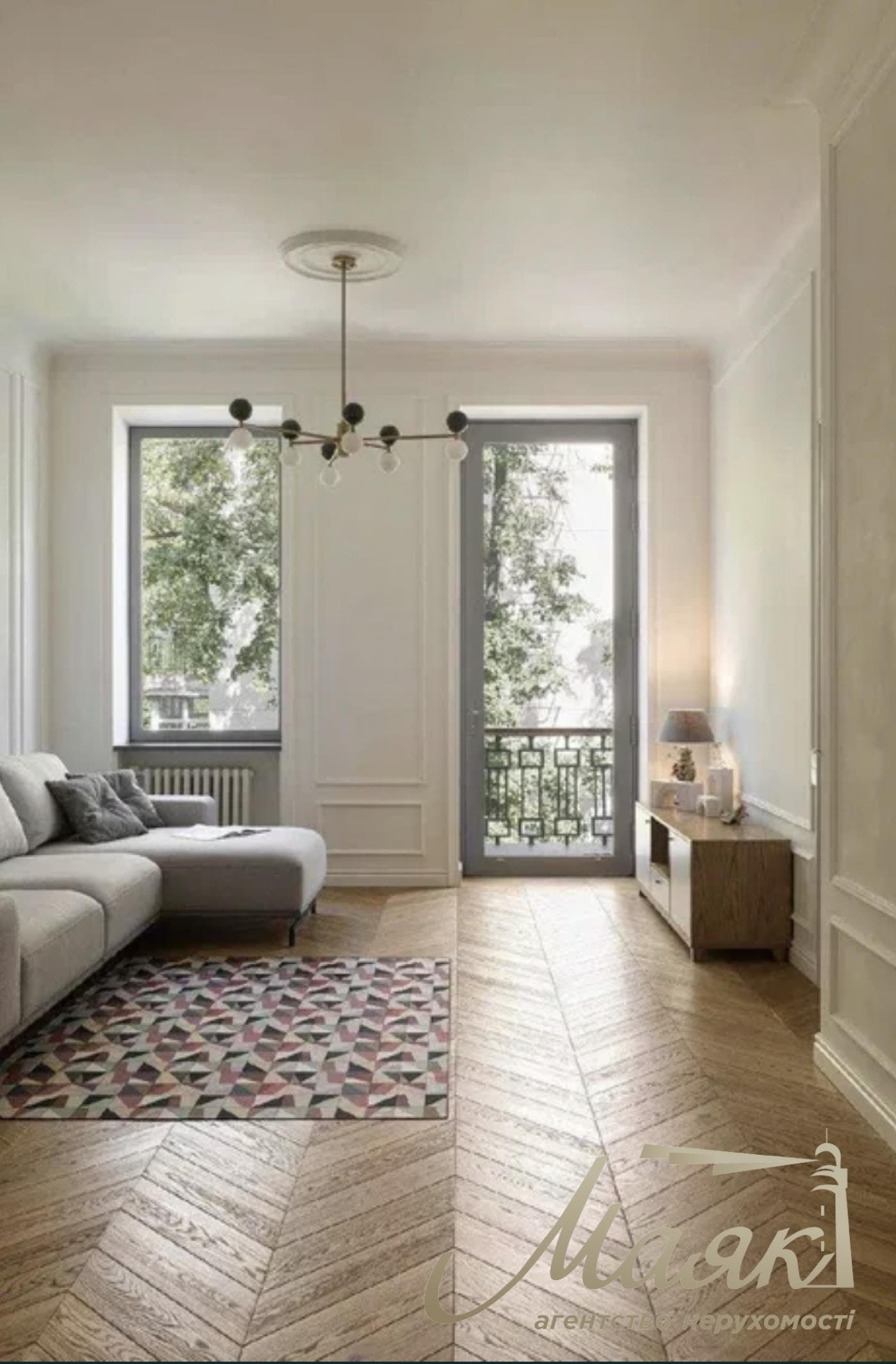 Rent a designer apartment on Silkovichnaya street, Lipki