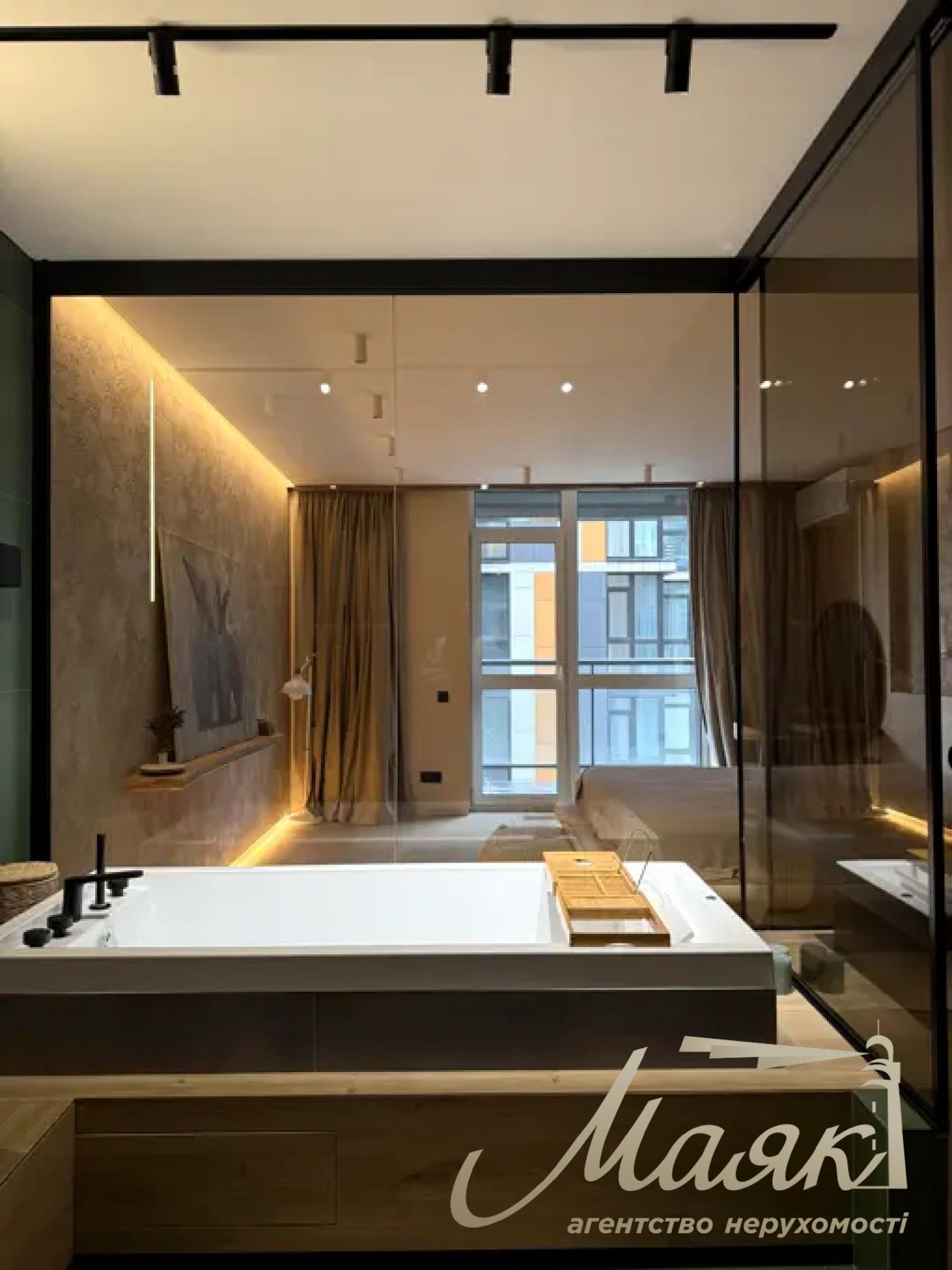 Оренда 3-кімнатної квартири 105м2 у ЖК Французький квартал 2, вул. Джона Маккейна 1Б