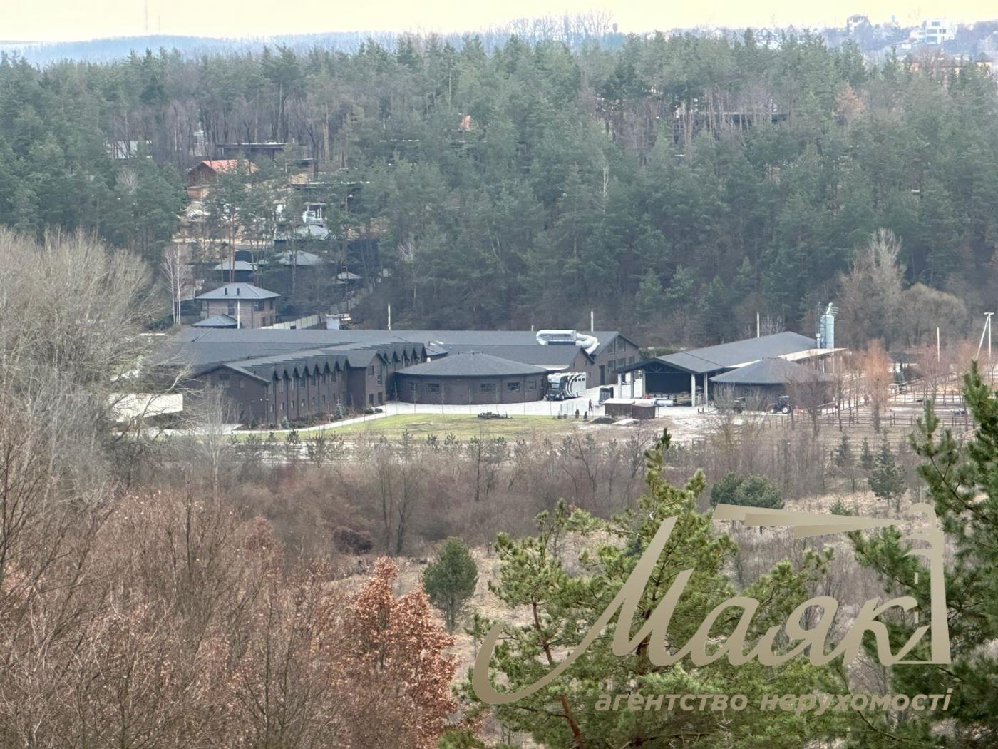 Sale of land for agricultural purposes Shkolnaya, Khodosovka village