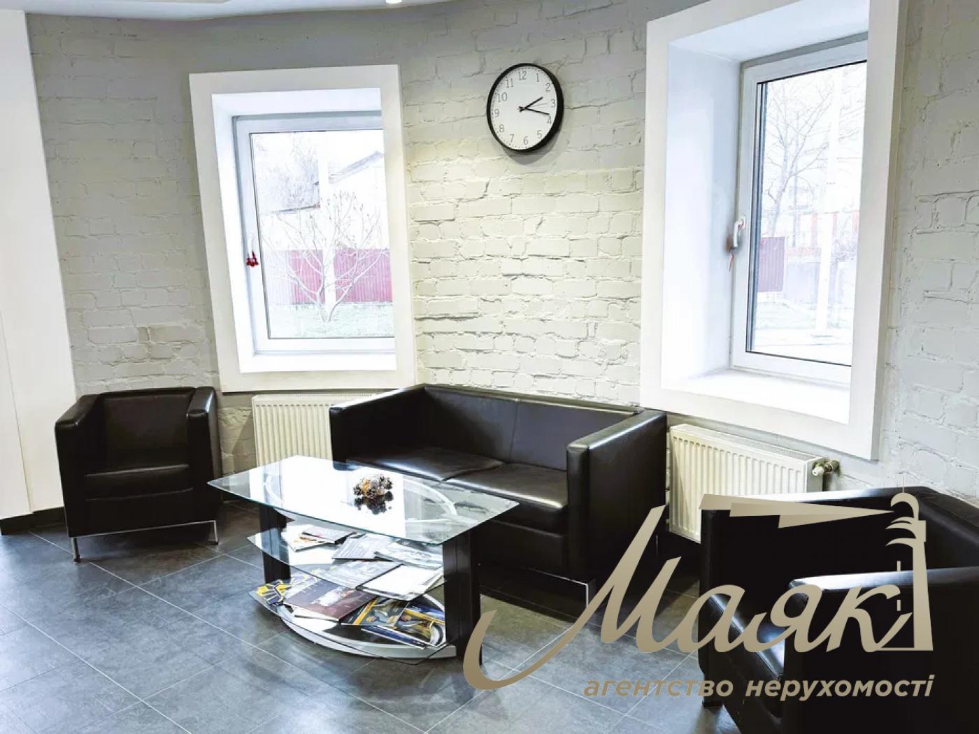 Оренда офісу 377м2 у БЦ Залізничне шосе 2-А, Печерський район.