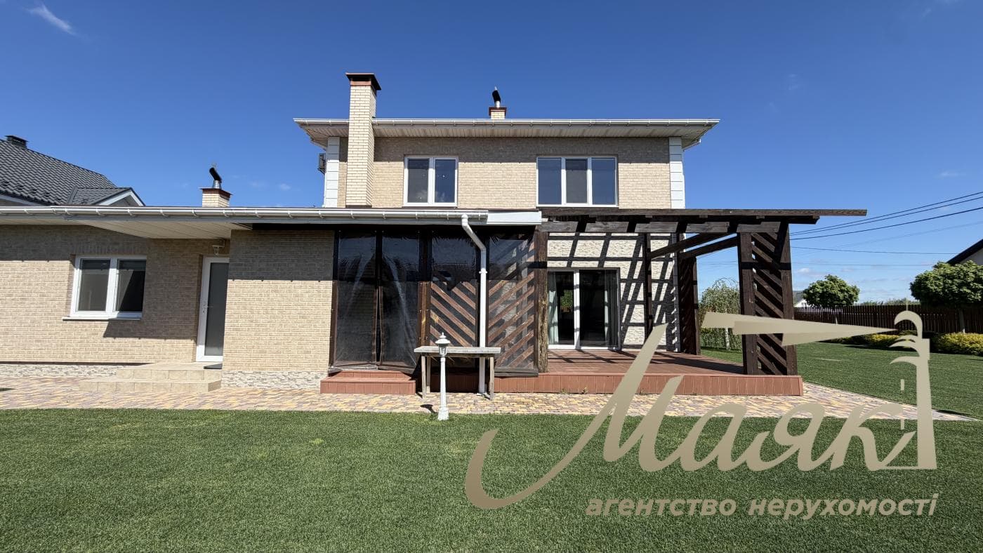 Продаж 2х-поверхового будинку 246м2 с. Зелений Бір/Крушинка, Одеський напрямок, Київська область.