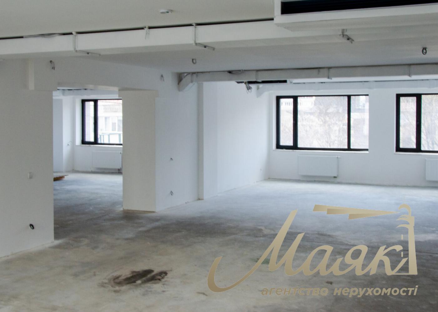 Оренда офісу 241м2 на вул. Саксаганського 53/80, Центр