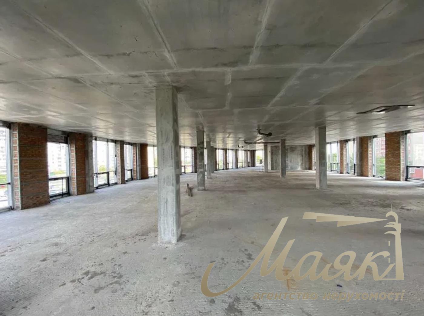 Оренда окремої будівлі 2336м2, вул.Григоренка 10, Позняки