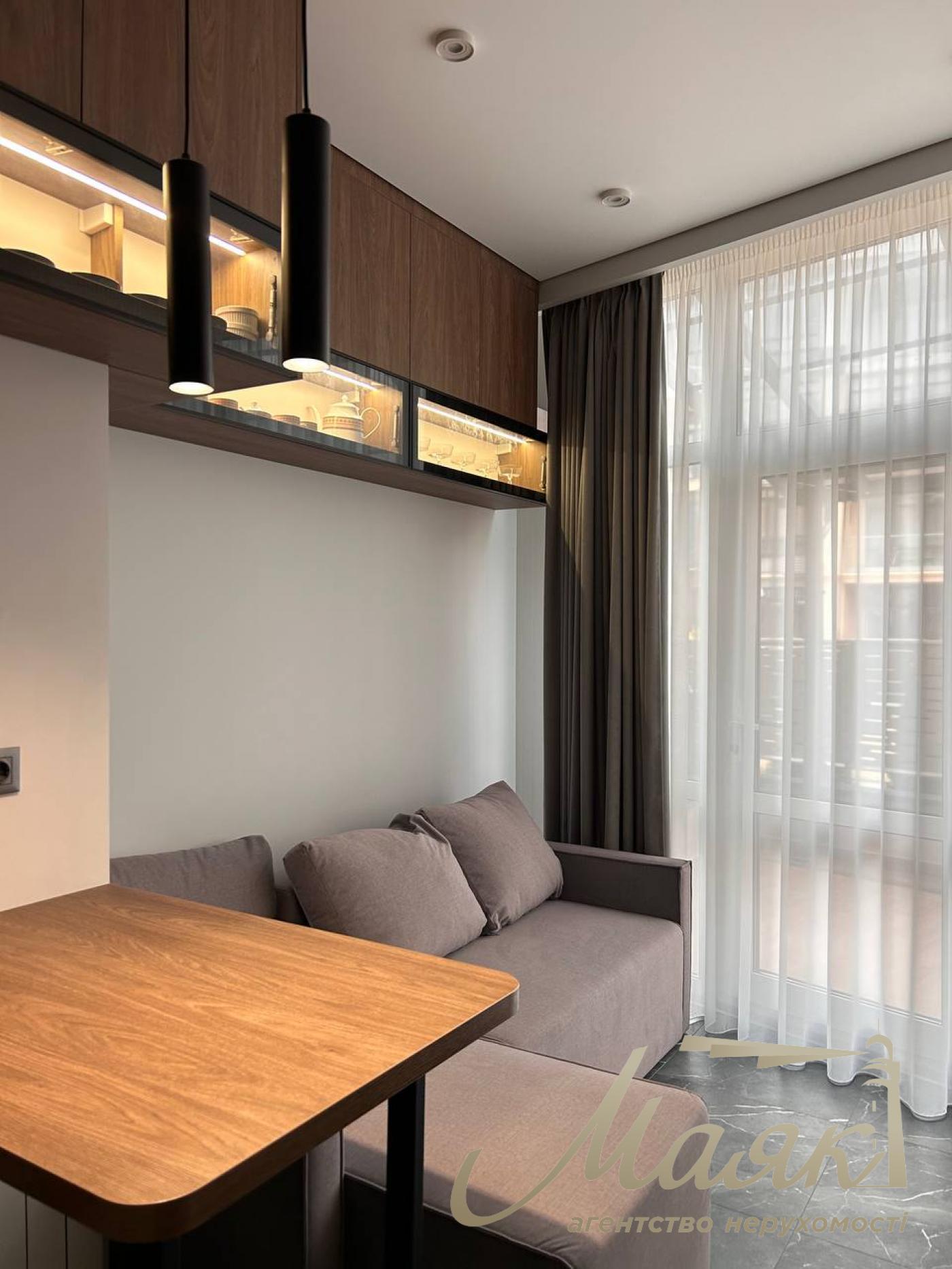 For sale 3-bedroom apartment with terrace in LCD "Italian Quarter" Obolonsky district