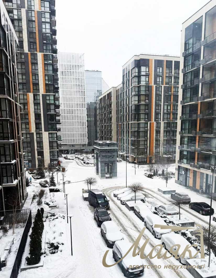 For sale 4-room apartment 123 m² in Residential Complex "French Quarter 2", John McCain St., 3a