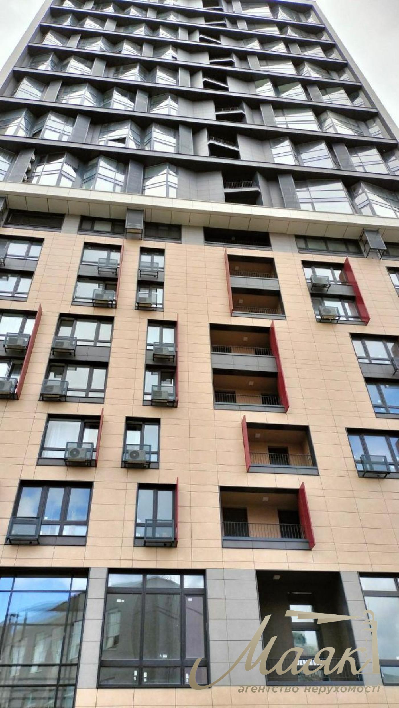 Sale of apartment with terrace in Time residential complex