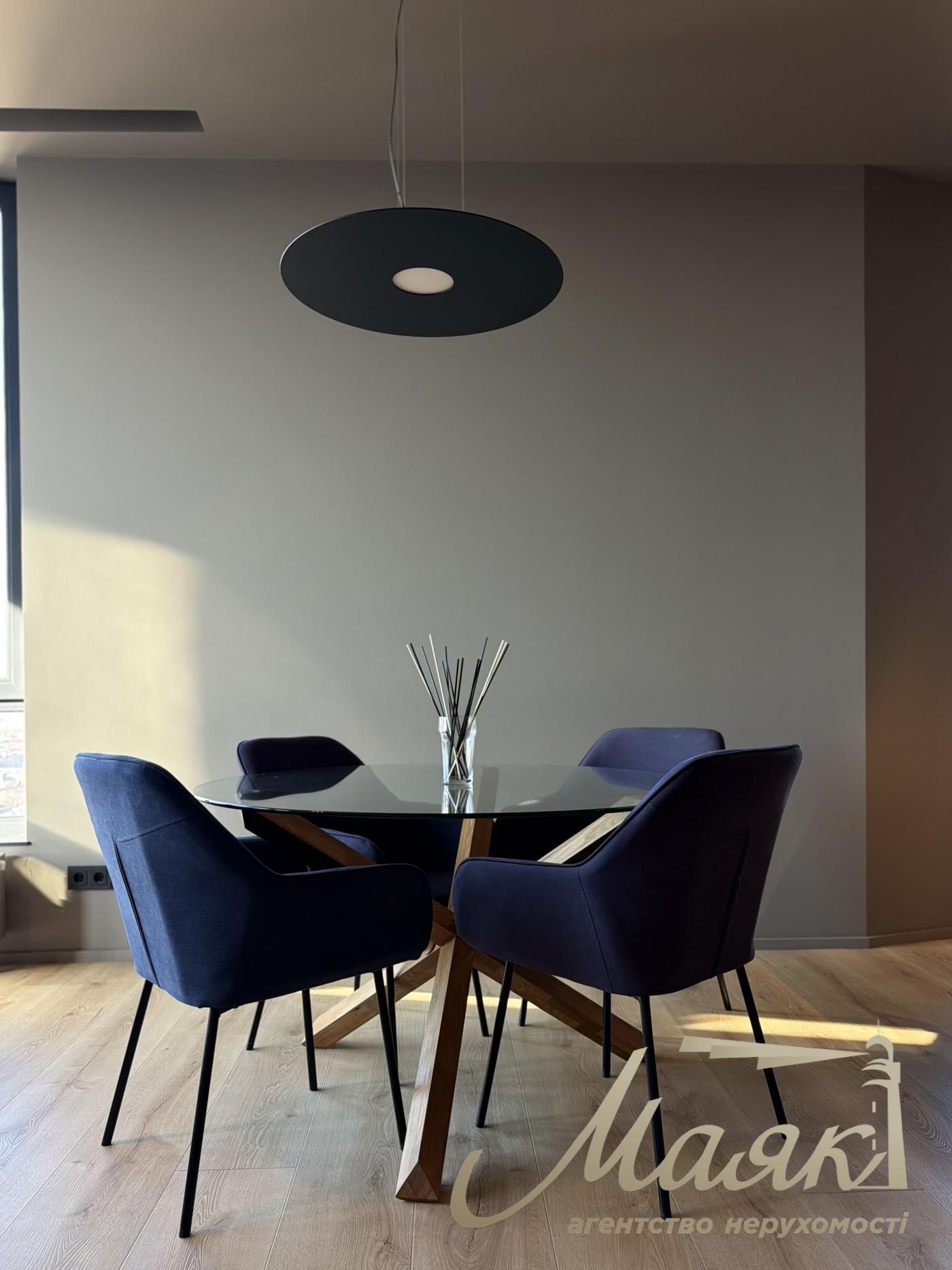 Оренда 3-х кімнатної квартири 130 кв.м. на вул.Преображенська 8Б