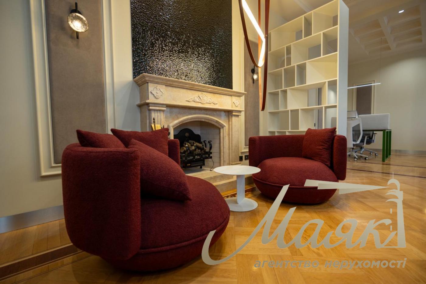 Office for rent in the center, Antonovicha str.