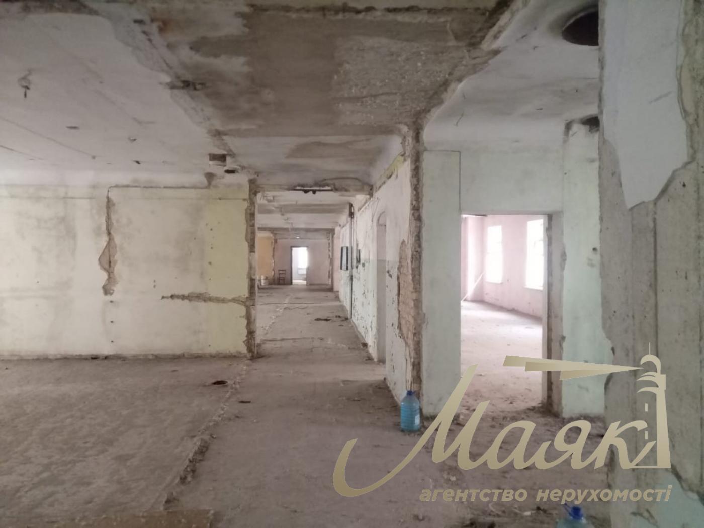 Sale of a building in the center of Kyiv, Levandovskaya street, Pechersk