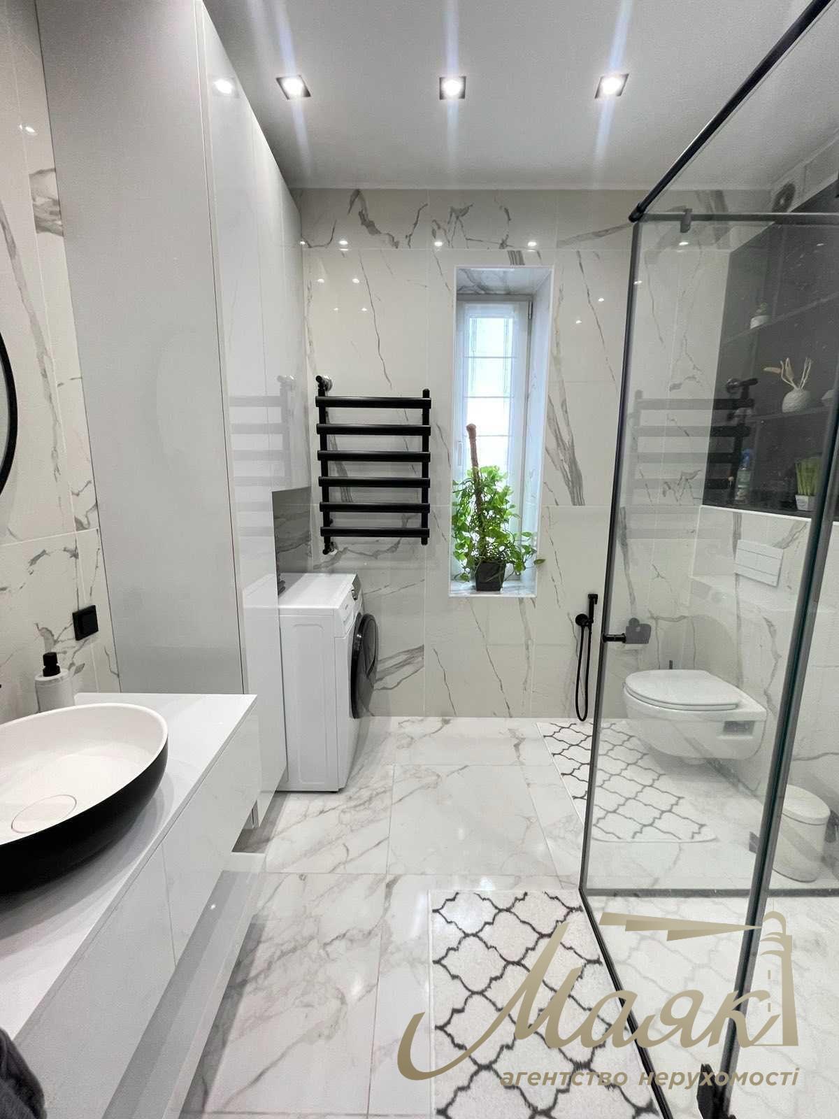 Продаж дуплексу з ремонтом 163 кв.м. село Гатне, Київська обл.