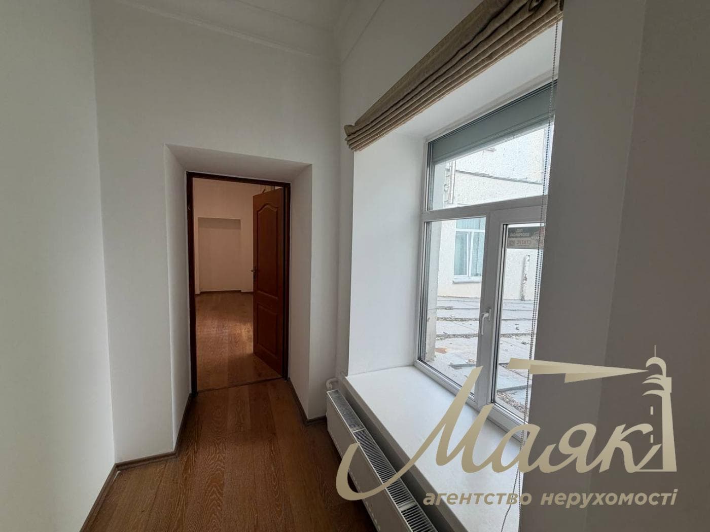 90-square-meter office for rent at 16 Lyuteranskaya St., Lipki, Khreshchatyk.