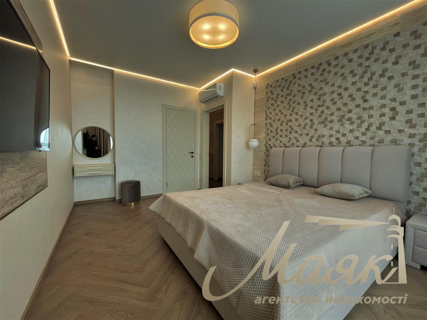 Аренда 3к квартира 86м2 Французский Квартал 2