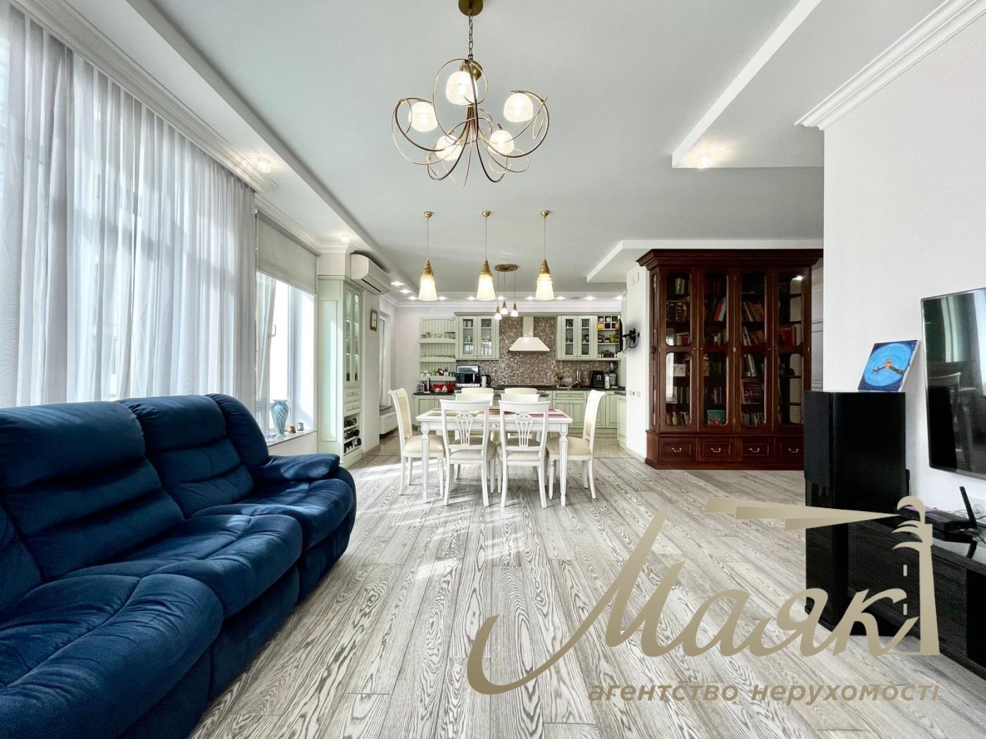 Продаж квартири ЖК "Бульвар фонтанів" вул. Іоанна Павла II (Лумумби Патріса) 6/1 у Києві / A-113188