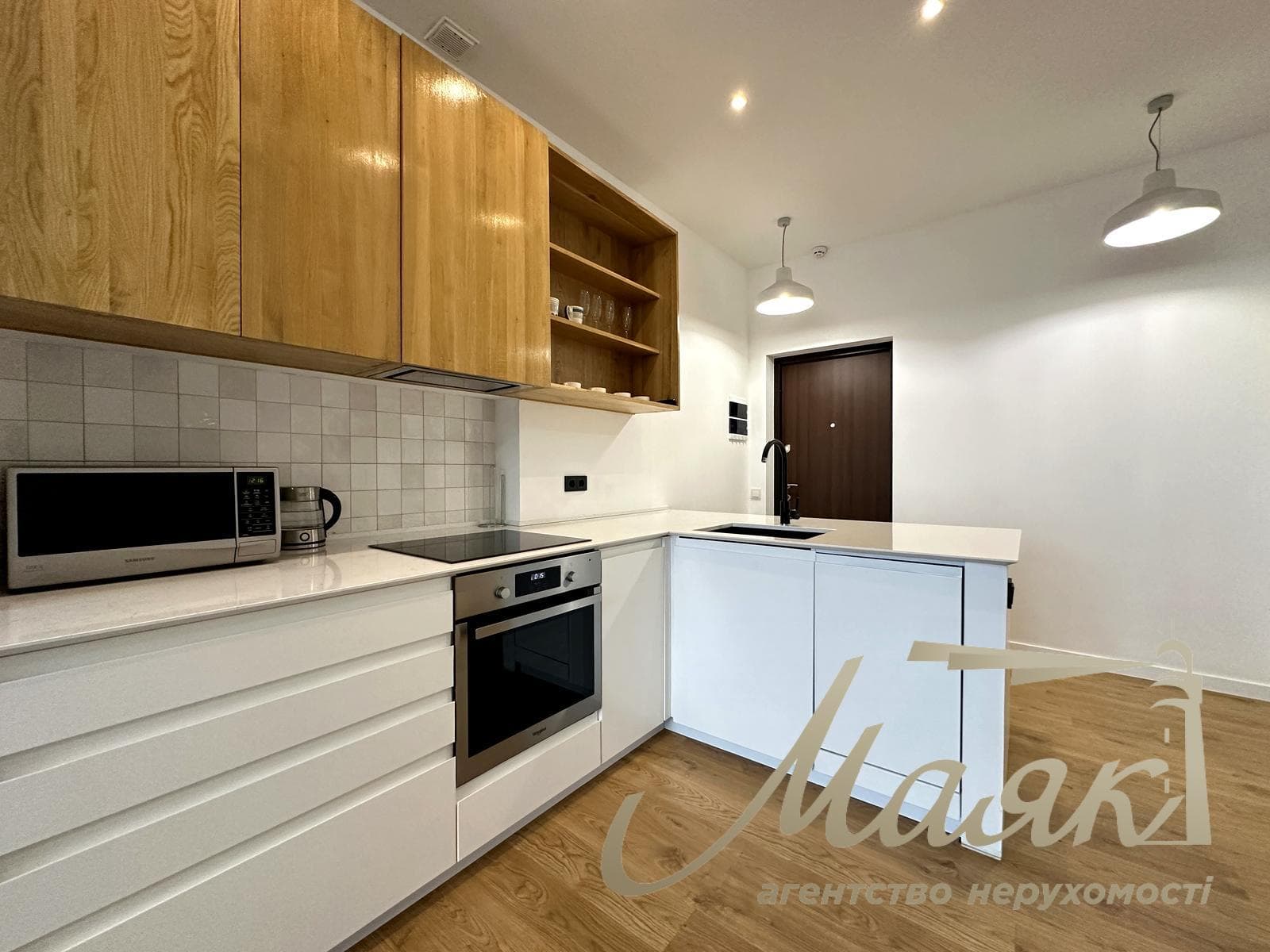 2-Bedroom Apartment for Rent in the Tetris Hall Residential Complex, Delovaya Street