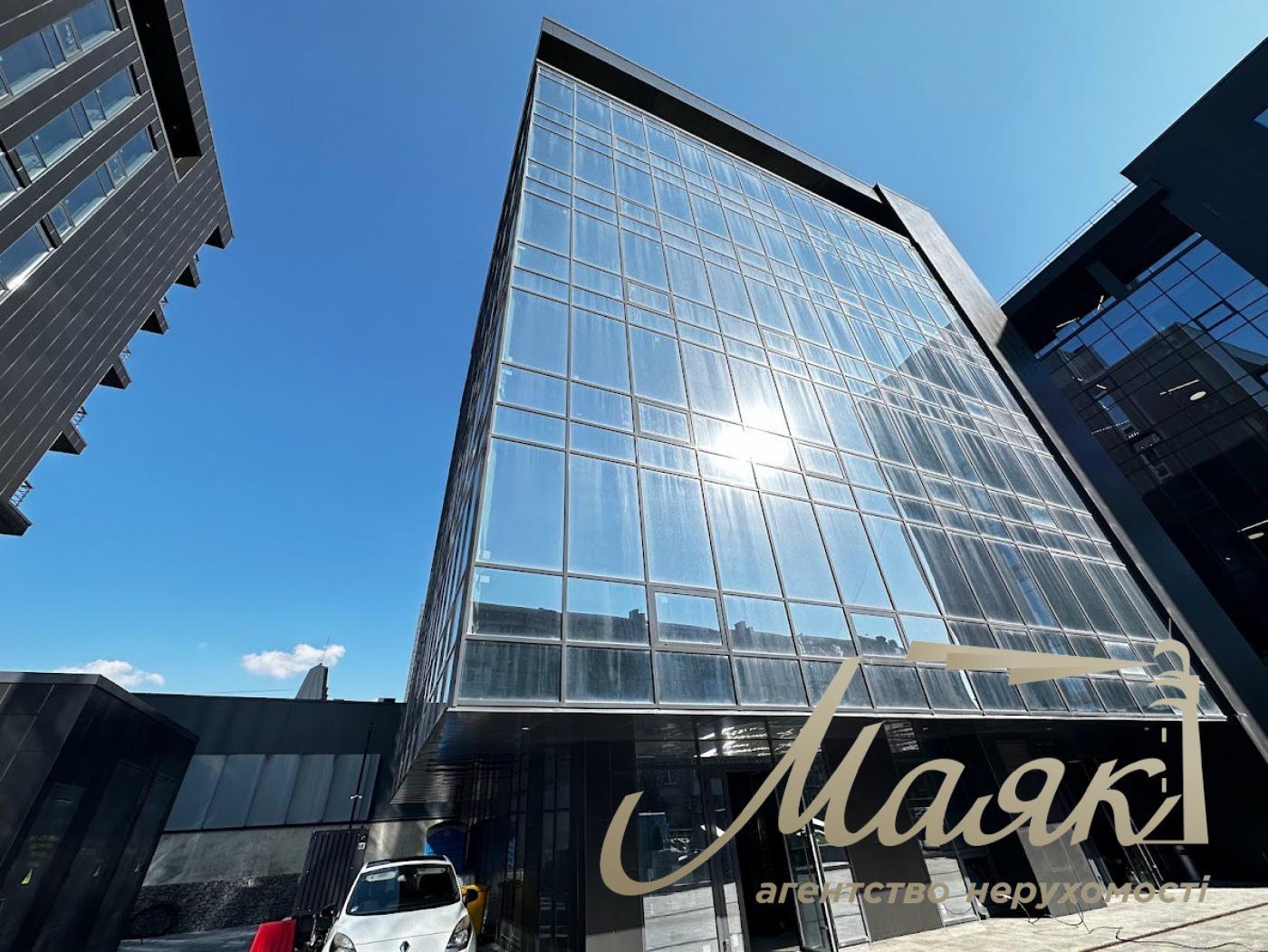 Rent condominium 4200М2 in BC Trinity, 1 Tovarna str., Pechersk