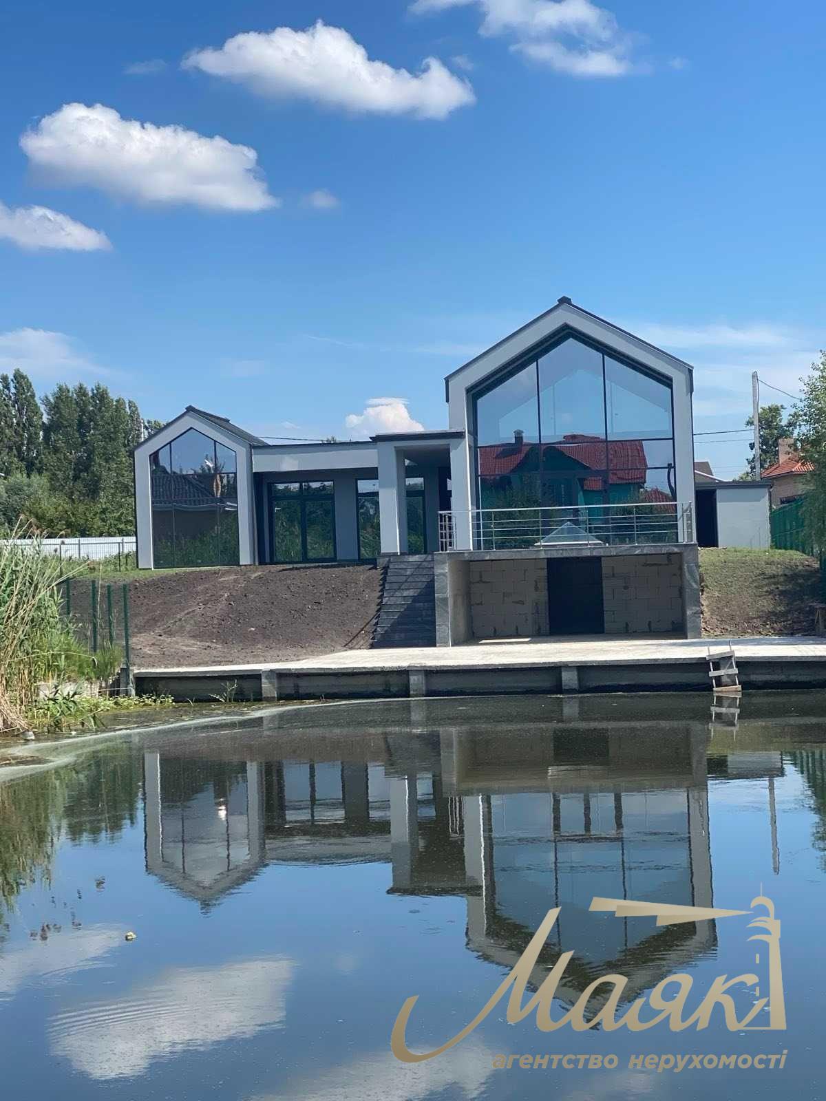 Продажа стильного дома 212м2 с выходом к воде | Таценки, р. Стугна и Днепр
