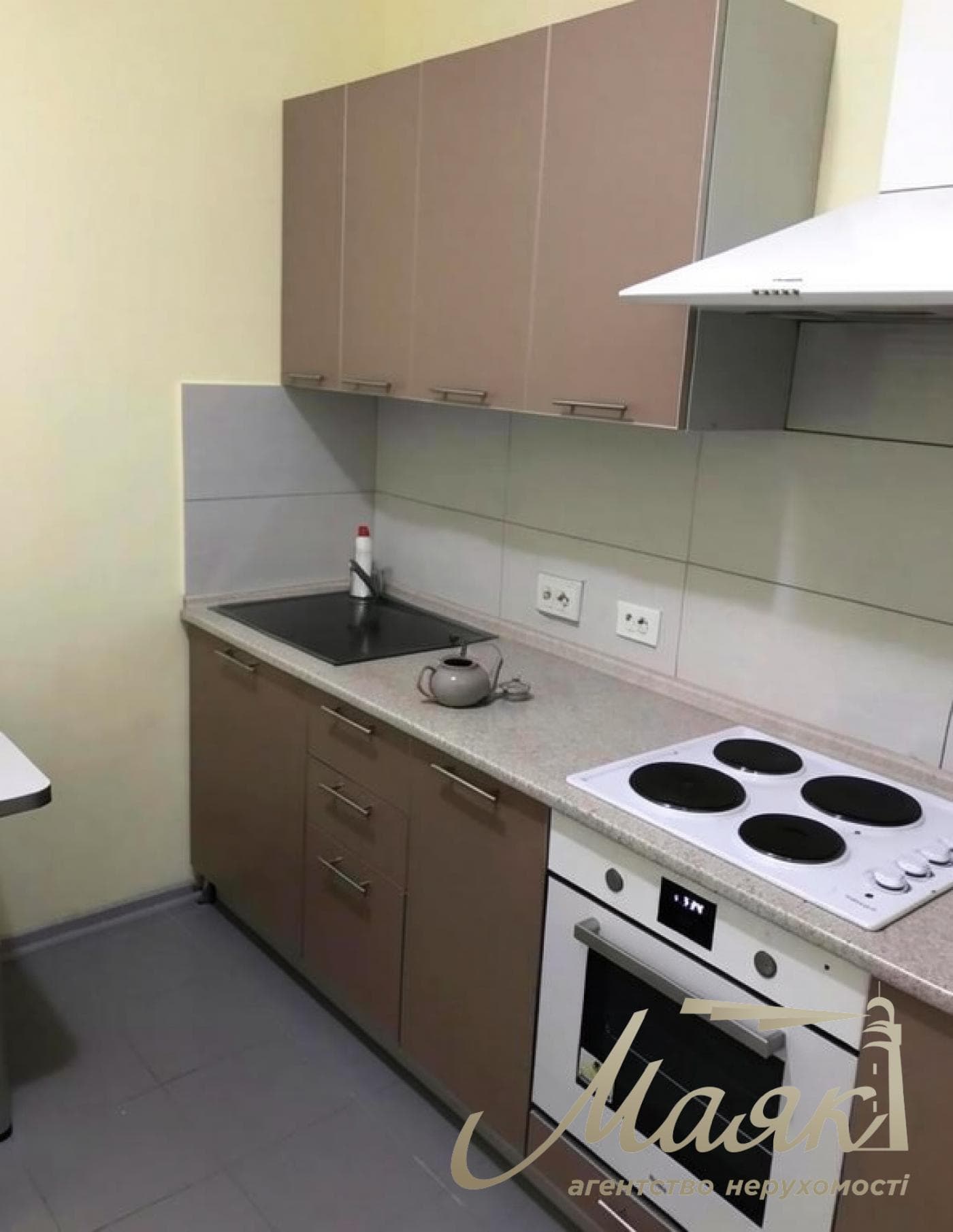Продаж офісу 95 м.кв. Carnegie Tower, Печерськ