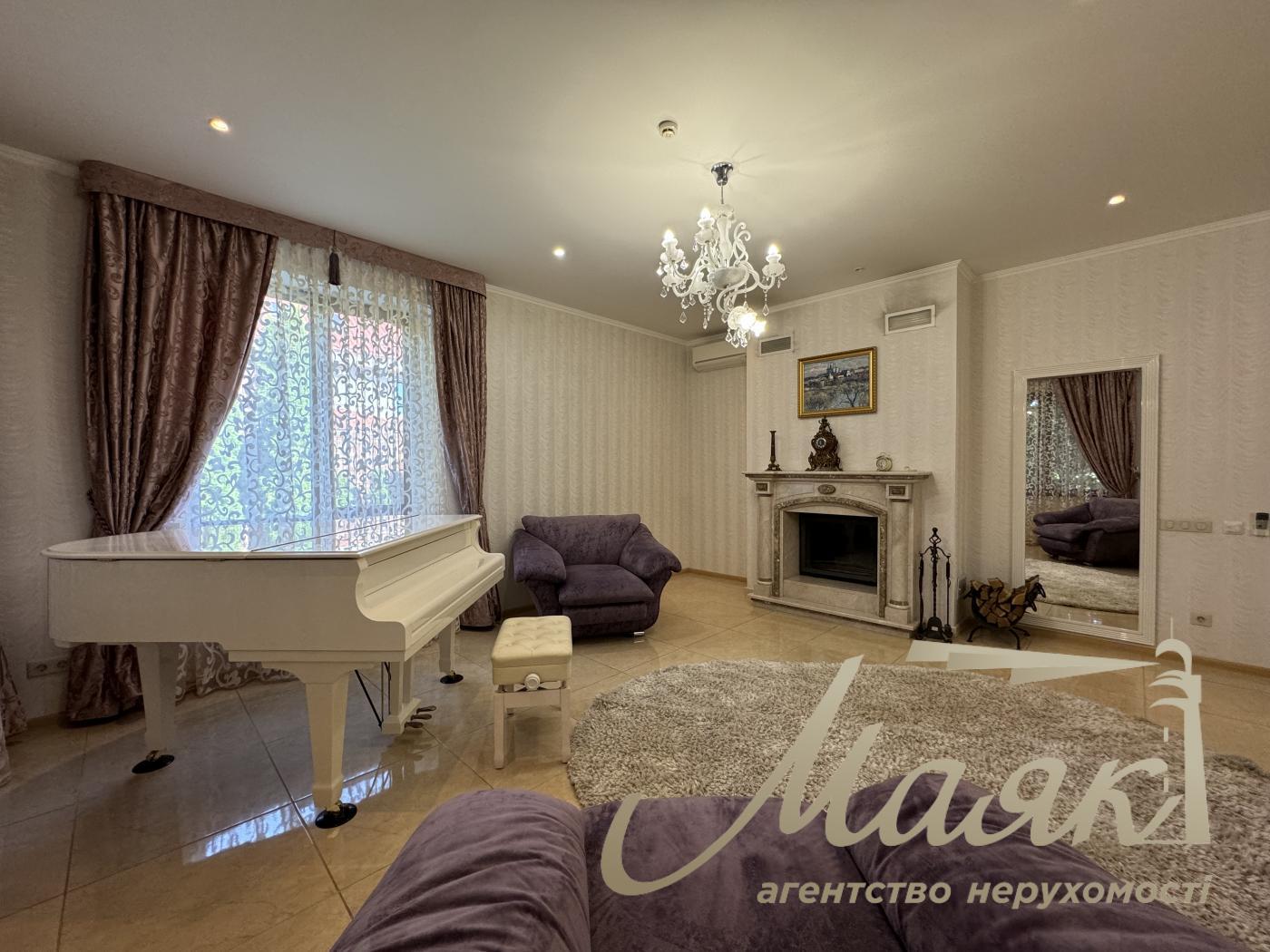 Rent 2-storey house 220m2 in. Ivankovici/Kruglyk, KG "Maetok"
