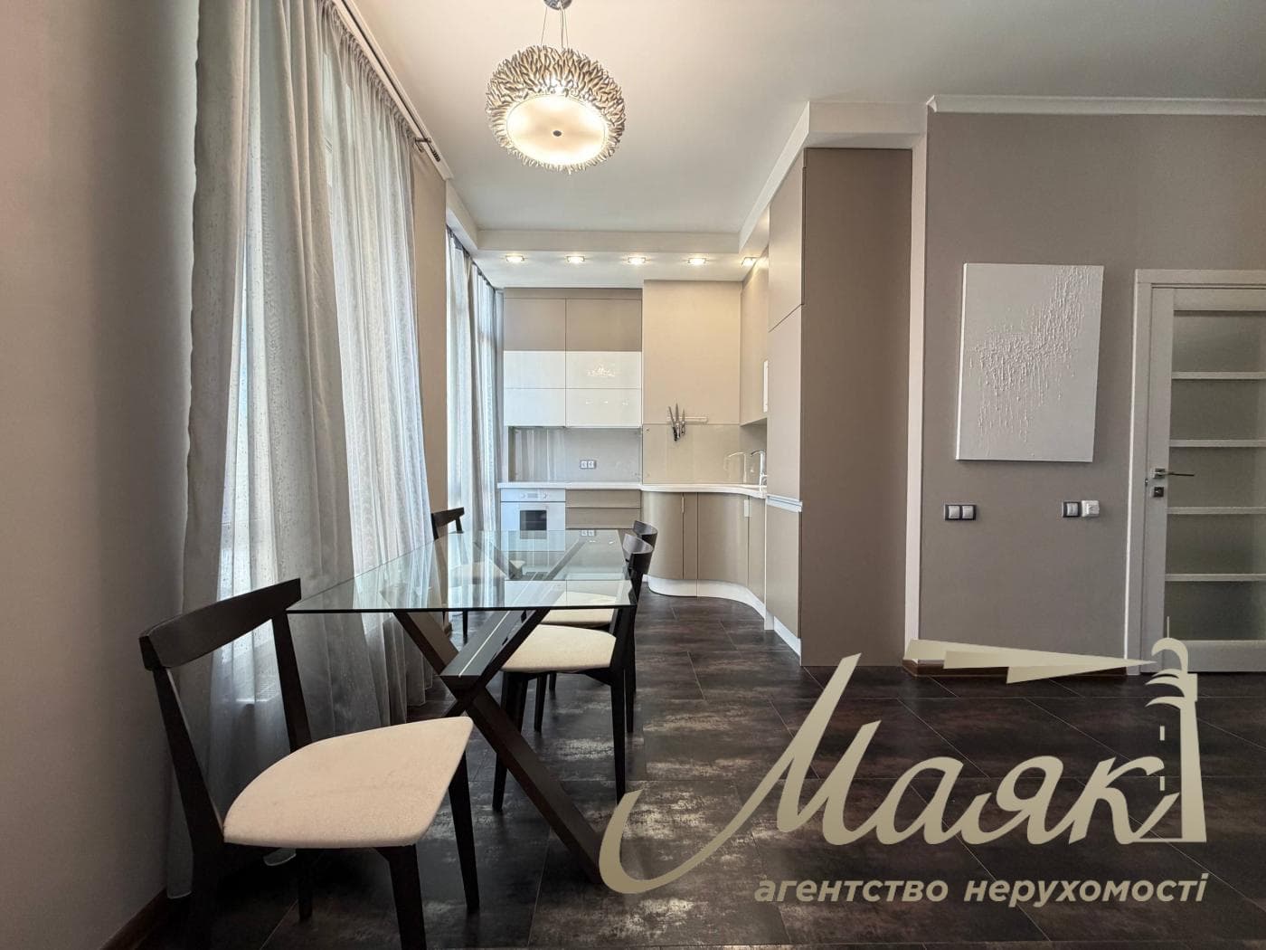 Оренда 2-кімнатної квартири в ЖК «Бульвар Фонтанів», 60 м², Печерський район, Київ