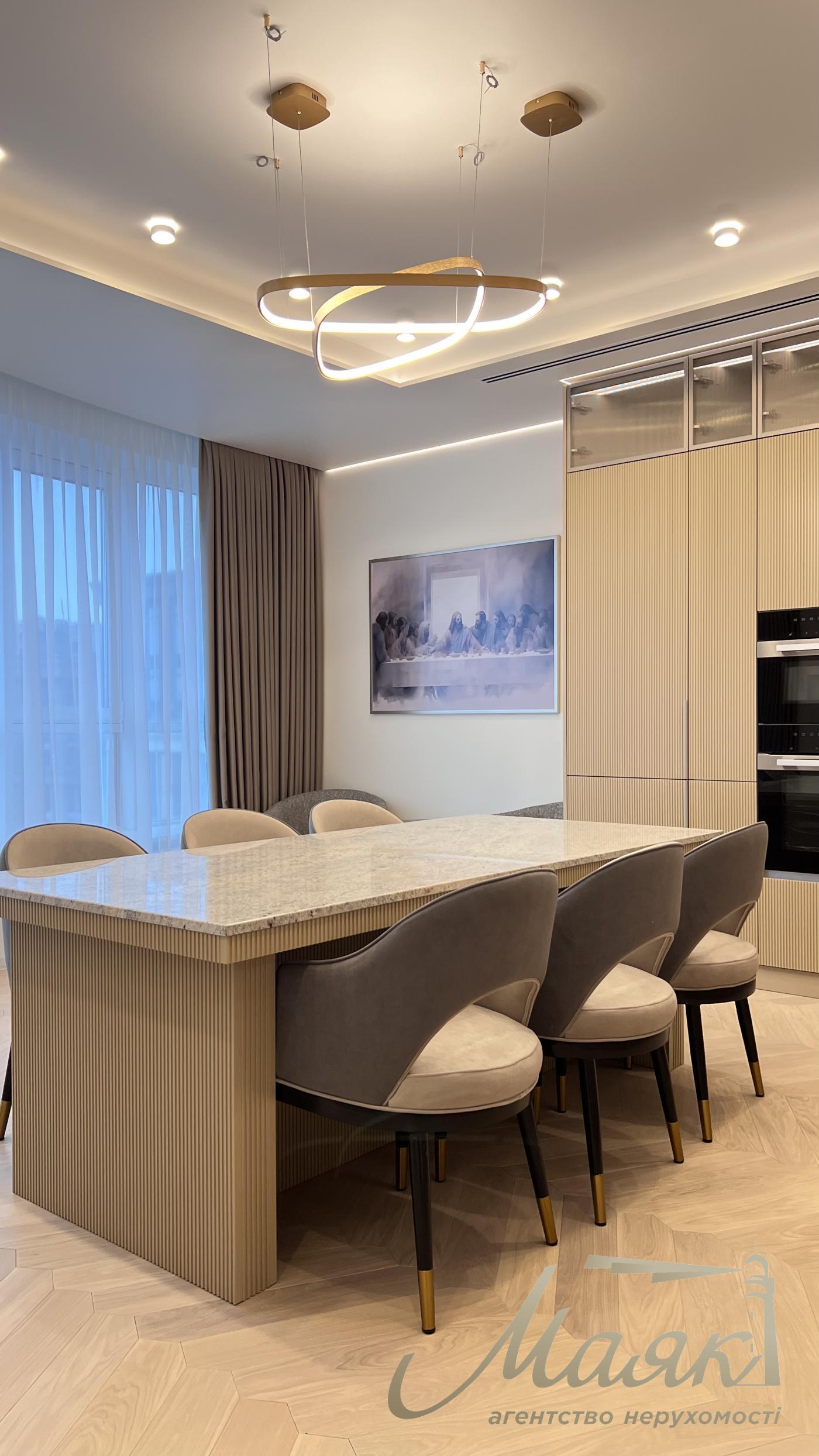 Продажа 4к пентхауса, 184м2, с ремонтом ЖК Владимирский