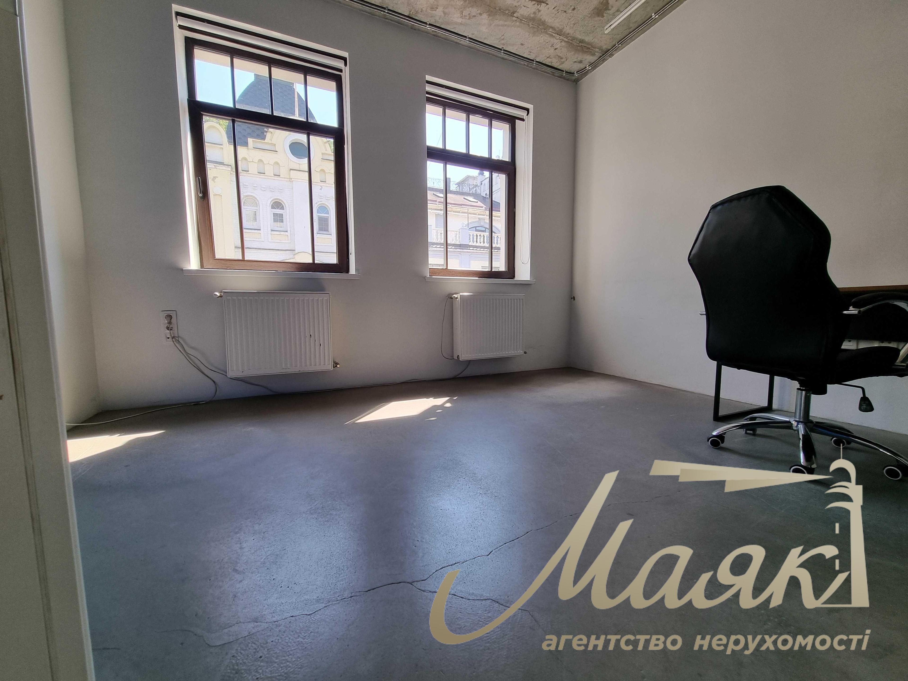 Rent office 350 sq.m. on Podil, Vozdvizhenska street 51A
