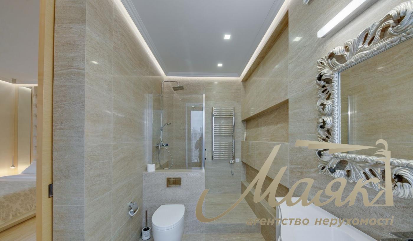 Penthouse for sale, Nazarovskaya St., Center