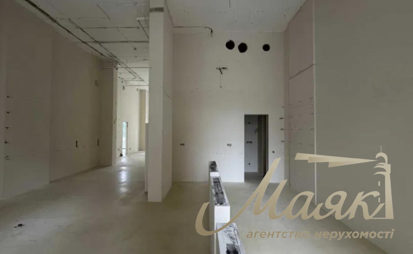 Оренда фасадного приміщення 118м2 в ЖК "Ярославів Град" Золоті Ворота