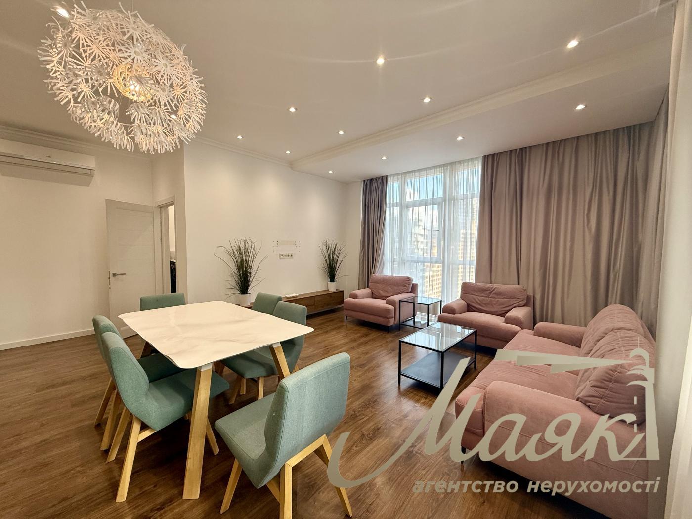 Оренда 3-кімнатної квартири в ЖК "Новопечерські Липки", вул. Андрія Верхогляда, Центр