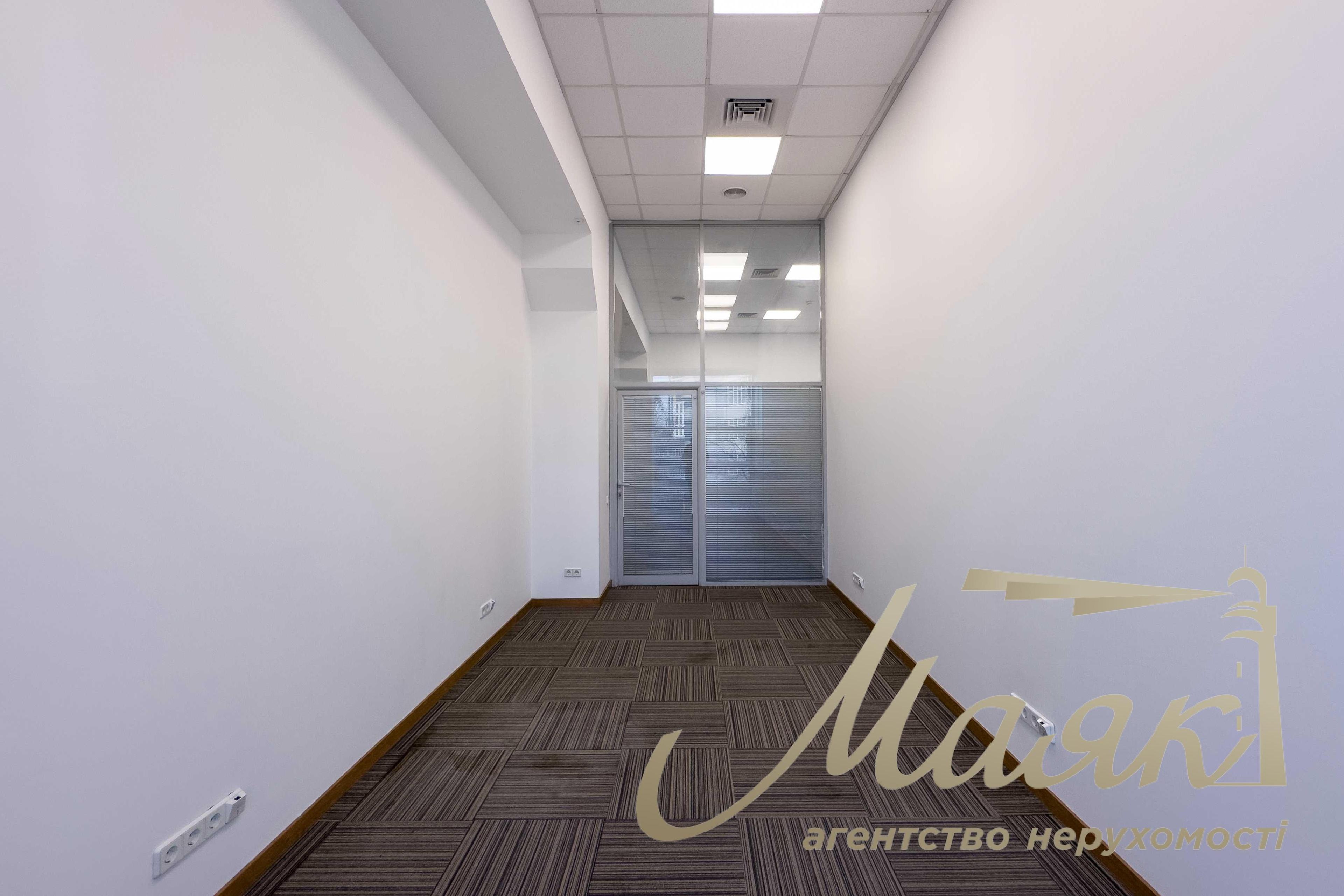 Office for rent 300 m2 in BC Victoria Park, Maksimovicha street, Vasilkivska metro station