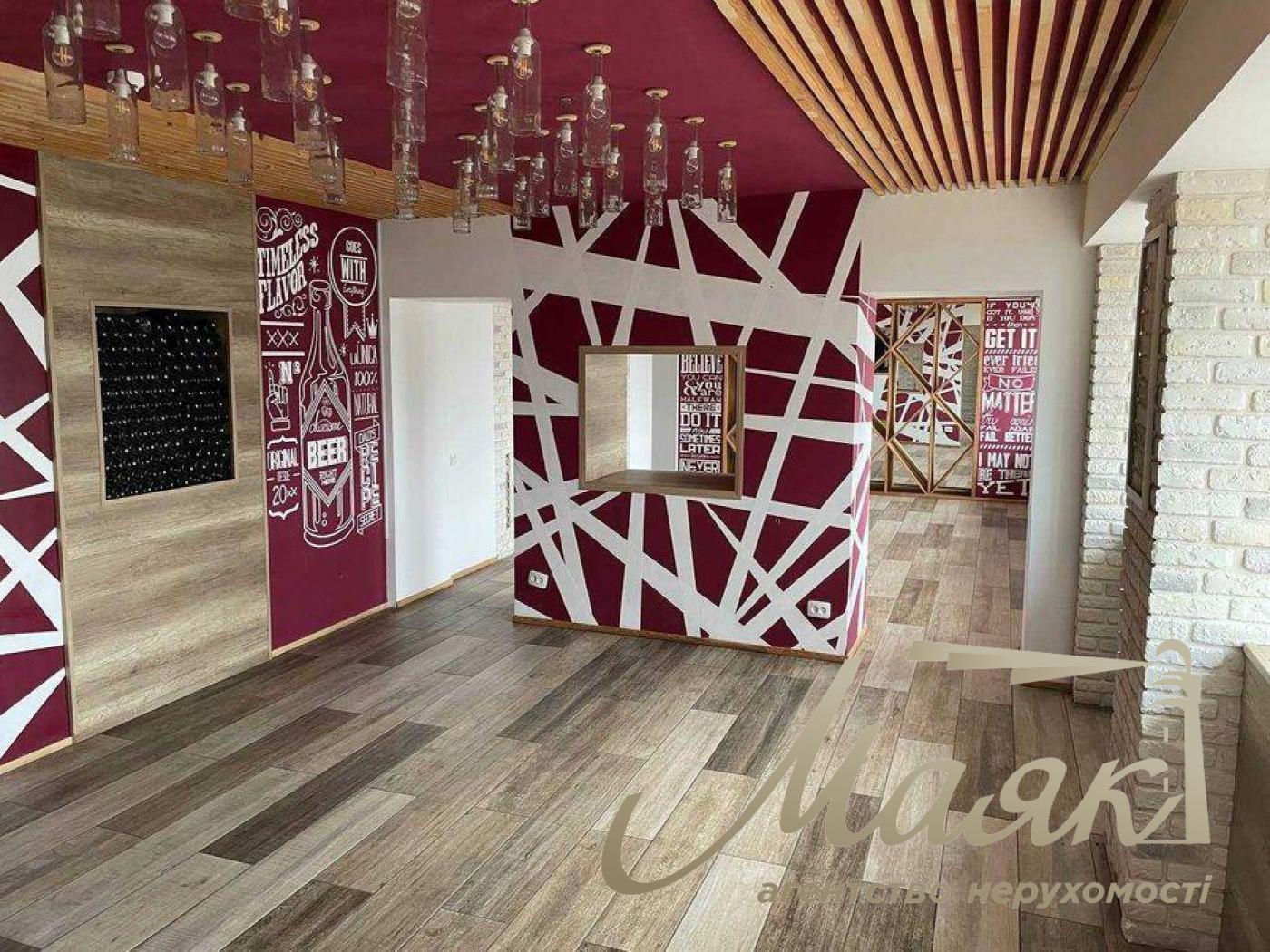 Rent a facade premise 201m2, Heroes of Stalingrada Ave, Obolonskyi r-n.