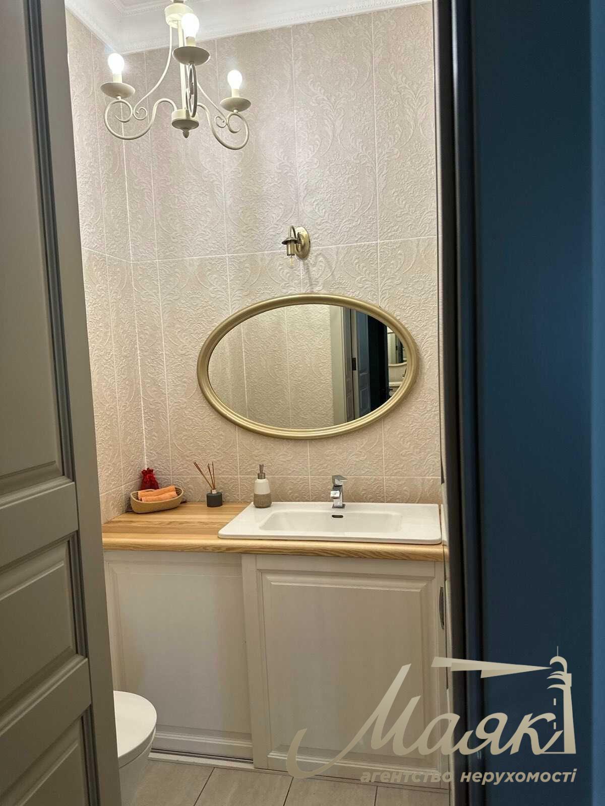 Продажа дома 245 м², 30 соток в Голосеевском районе (Конча-Заспа, хутор Мрыги)