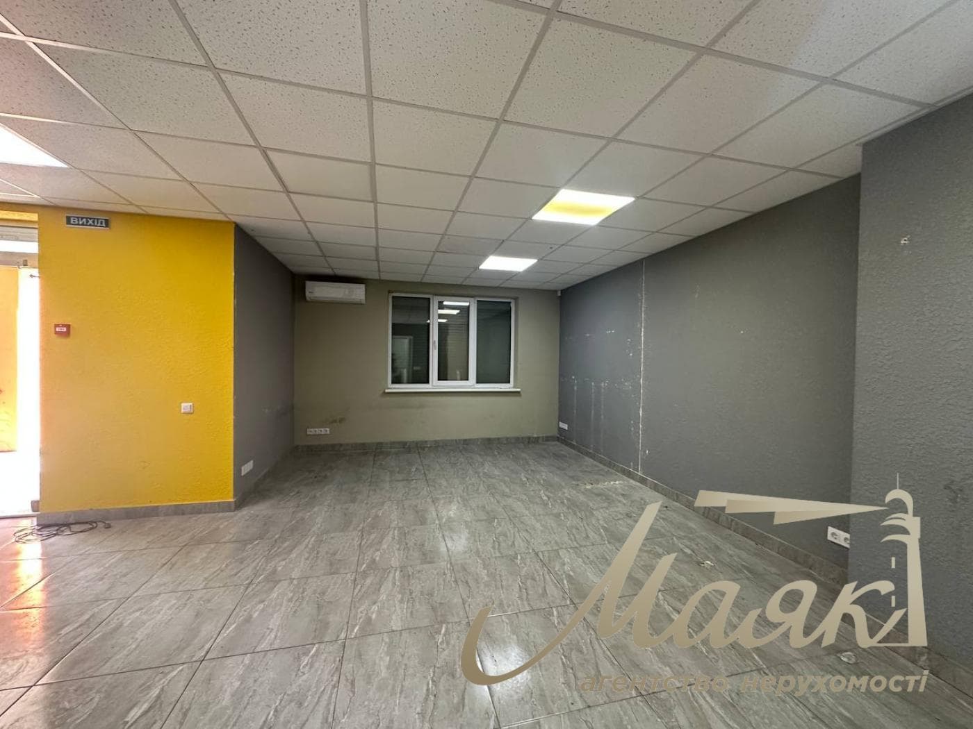 Оренда фасадного приміщення 63м2 у ЖК Нивки Парк, пр.Берестейський 67-Г.