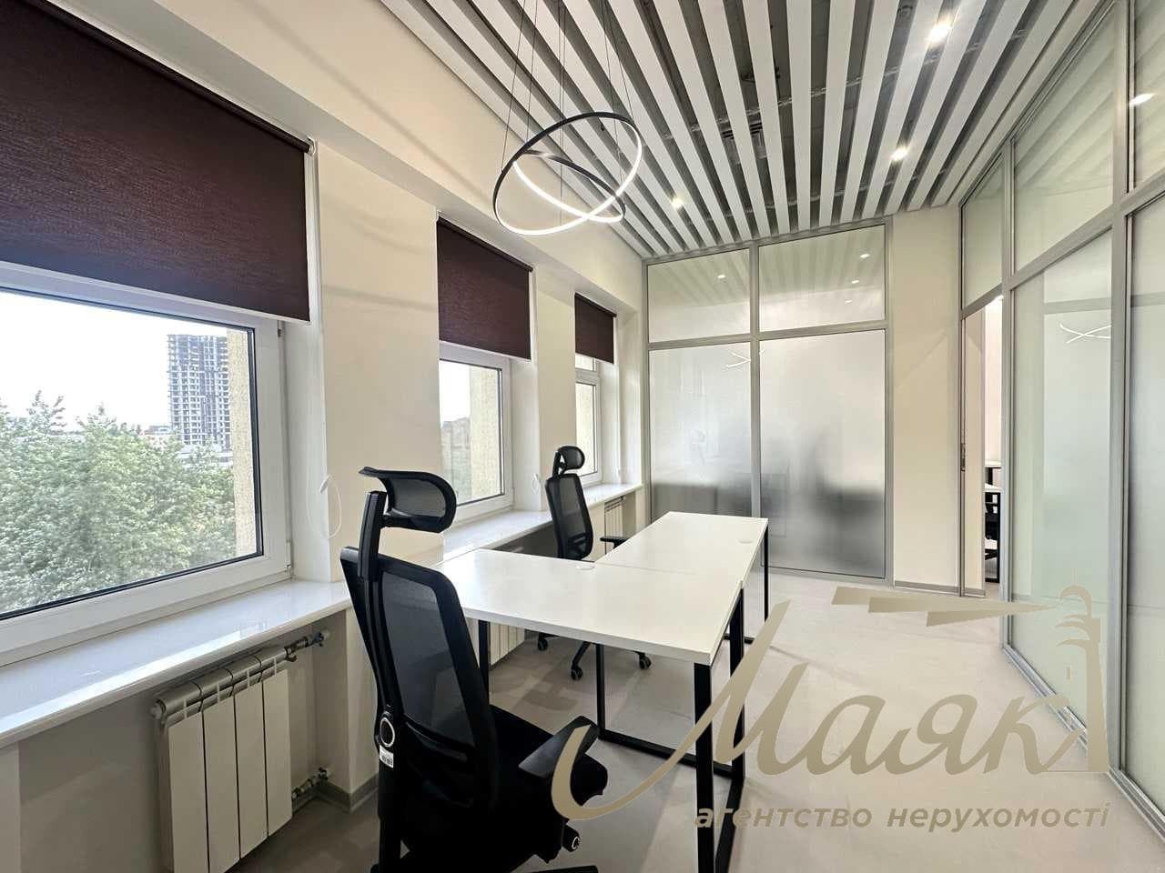 Продаж офісу площею 400 м², окремий поверх, вул. Олеся Гончара, Шевченківський район, Центр