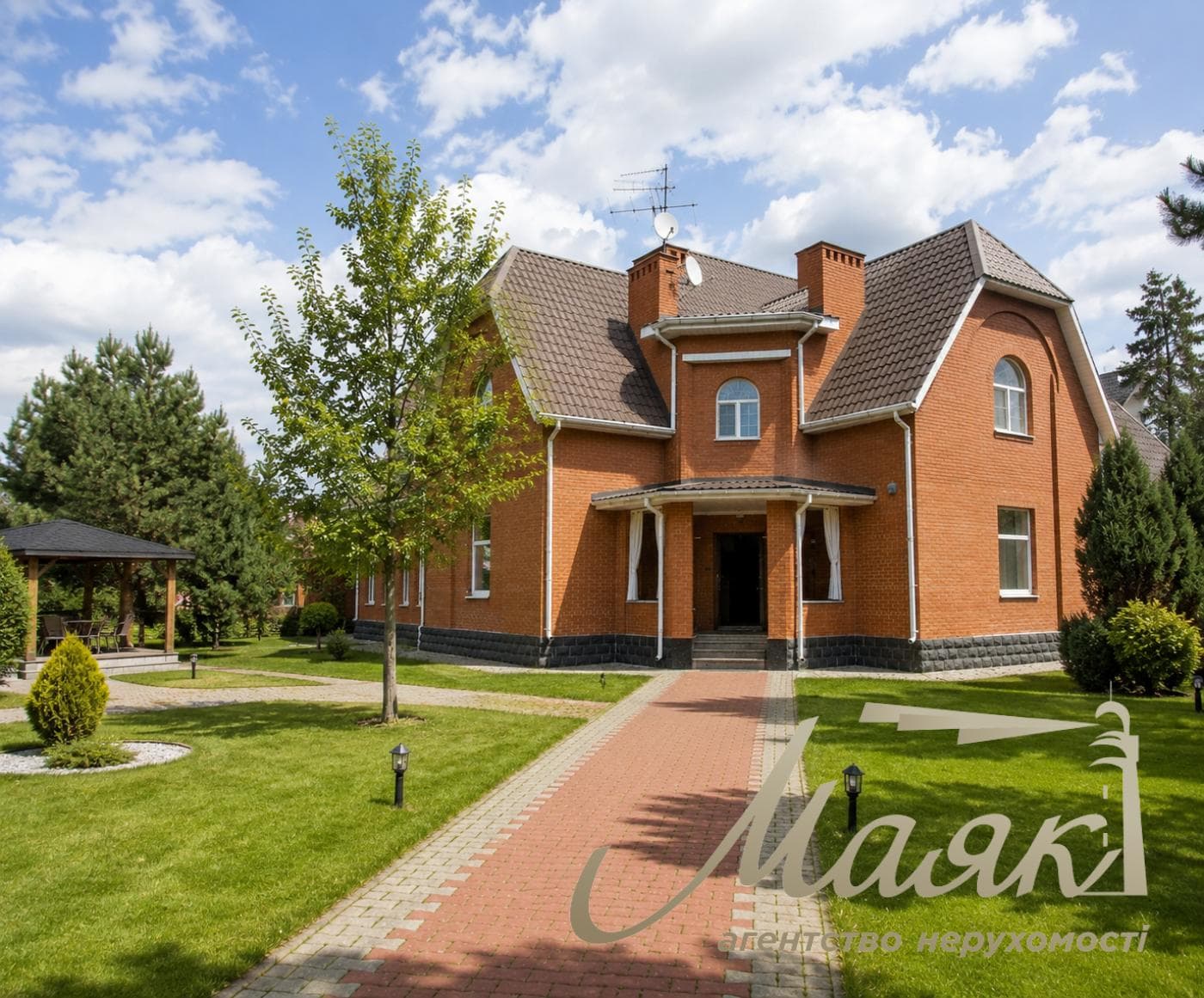 Rent a house 350 m² in the center of Kozin | 50 hectares | Forest part, Starobukhovskaya, Kozin