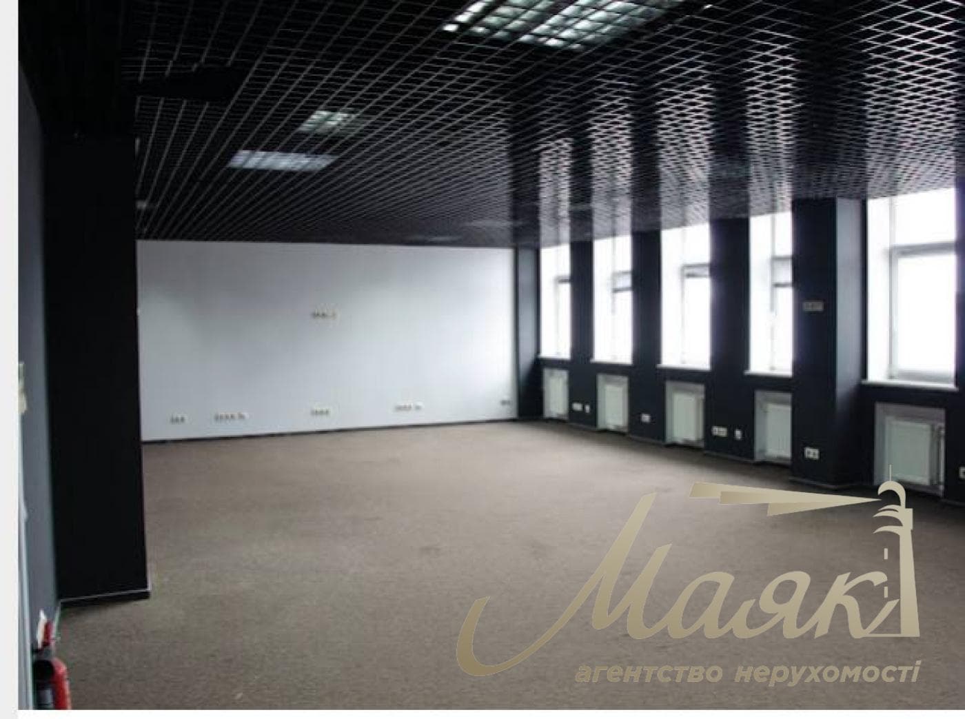 Office for rent 1613m2, BC Satellite