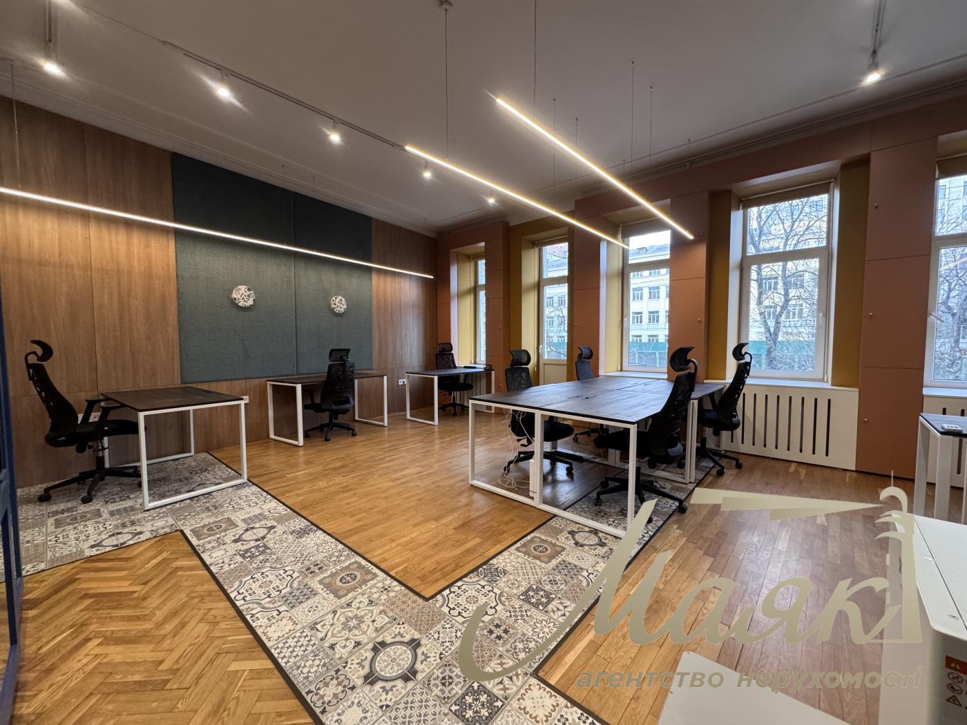 Аренда меблированного офиса 110 кв.м. на ул Владимирская 92