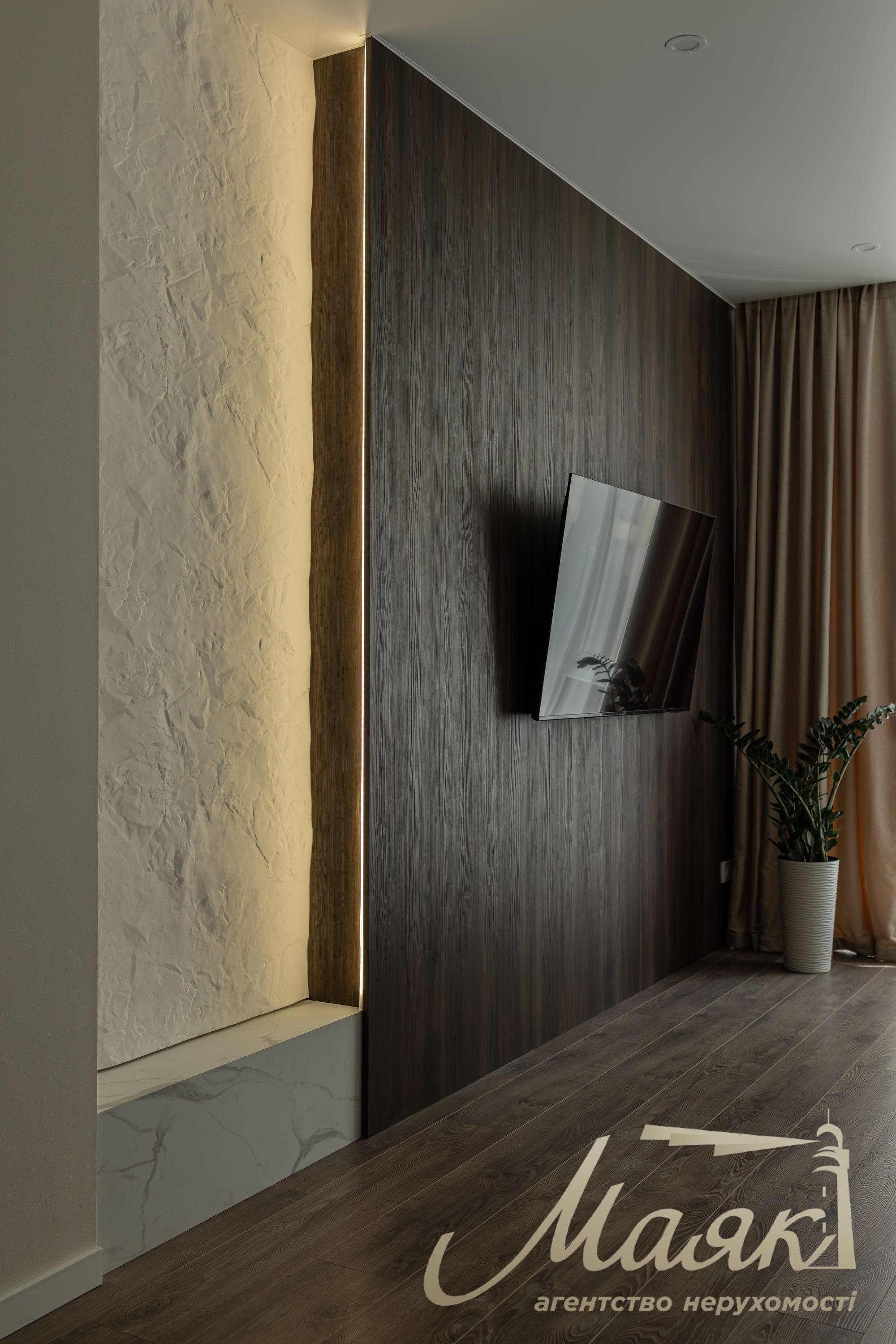 Продаж 1-кімнатної квартири площею 55 м² з дизайнерським ремонтом у ЖК «Новий Автограф», вул. Романа Мстиславича, 22, Дніпровський район