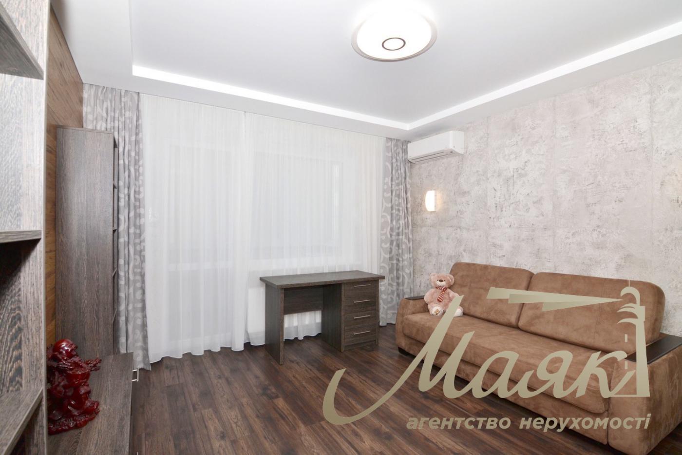 Продажа 4к квартиры ЖК Лазурный Блюз, ул. Туманяна, Русановка