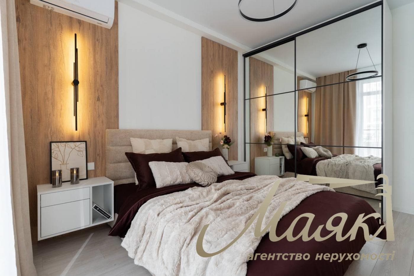 Продаж 2-кімнатної квартири площею 66 м², ЖК «Нова Англія»