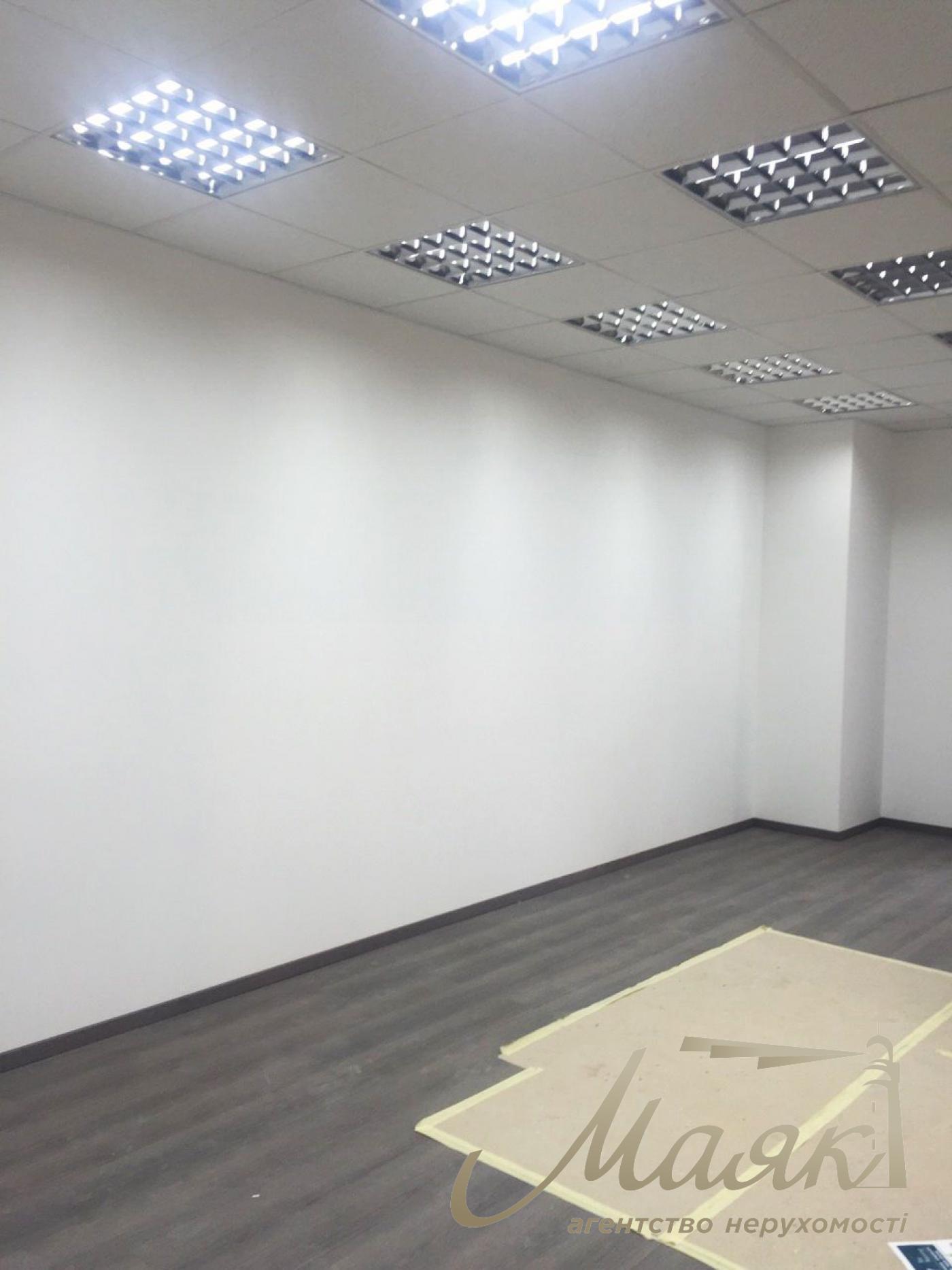 Оренда офісу 340м2 у БЦ Карнегі, вул.Кловський узвіз 7.