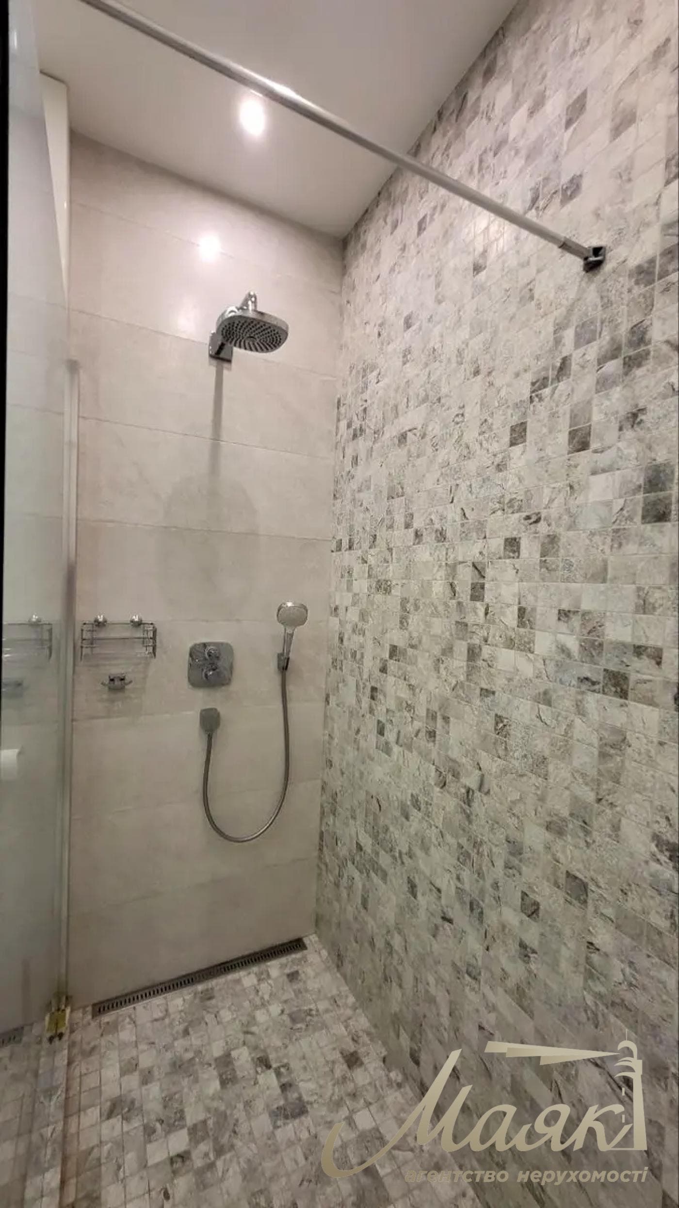 3-bedroom apartment for rent, 75 m², Aristocrat Residential Complex, Pechersk