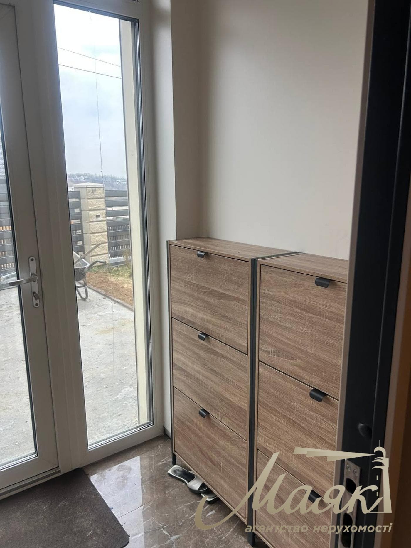 Продаж двоповерхового будинку 274м2 у Лісниках поруч з Equides Club