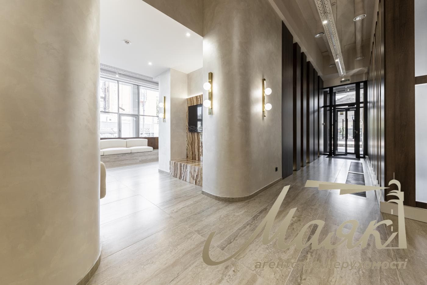 Оренда офісу площею 500 м² у ЖК «Дипломат Холл», вул. Жилянська, 59