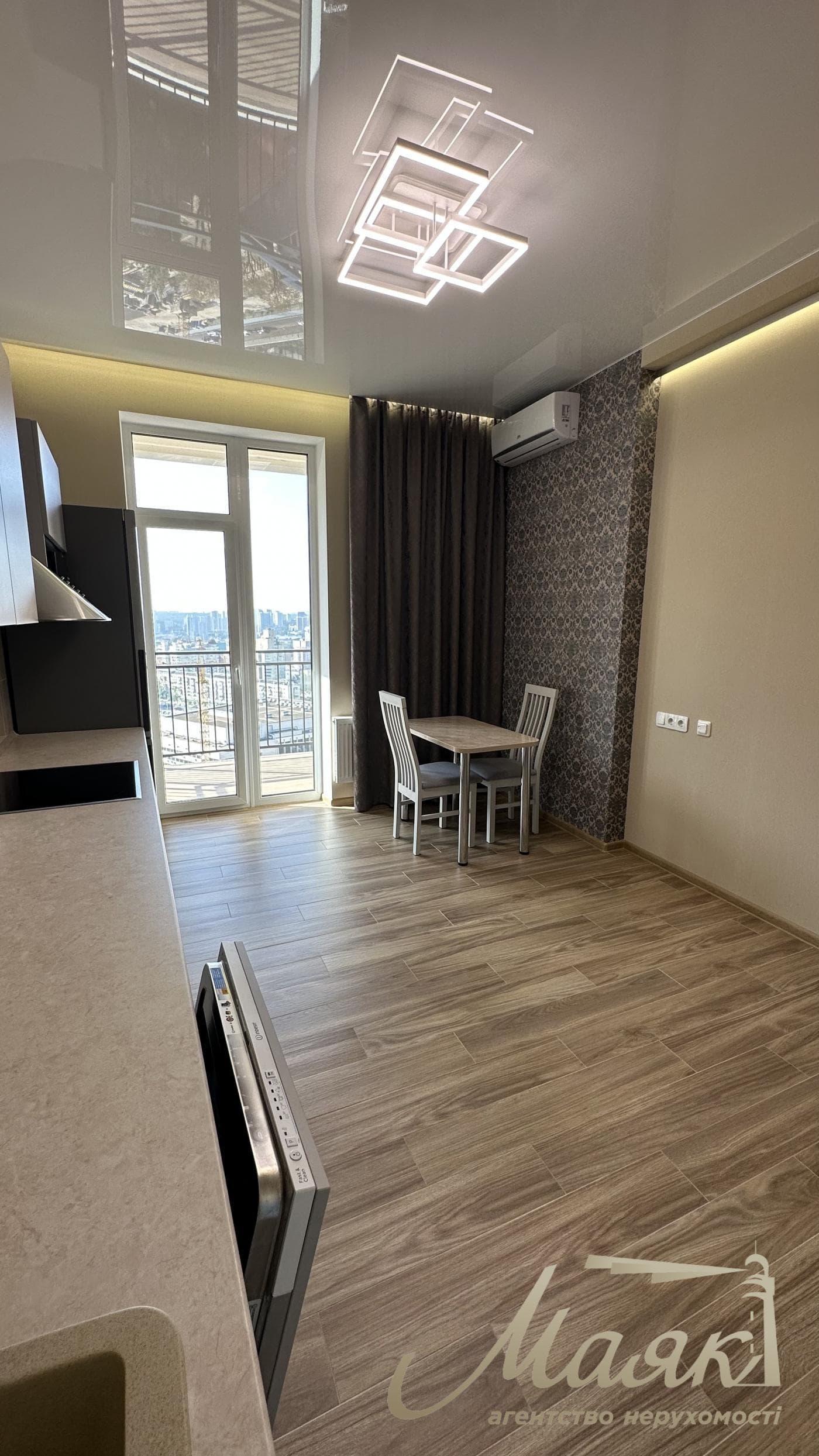Продаж 2-кімнатної квартири в ЖК Cardinal, 54м², Печерський район, Київ