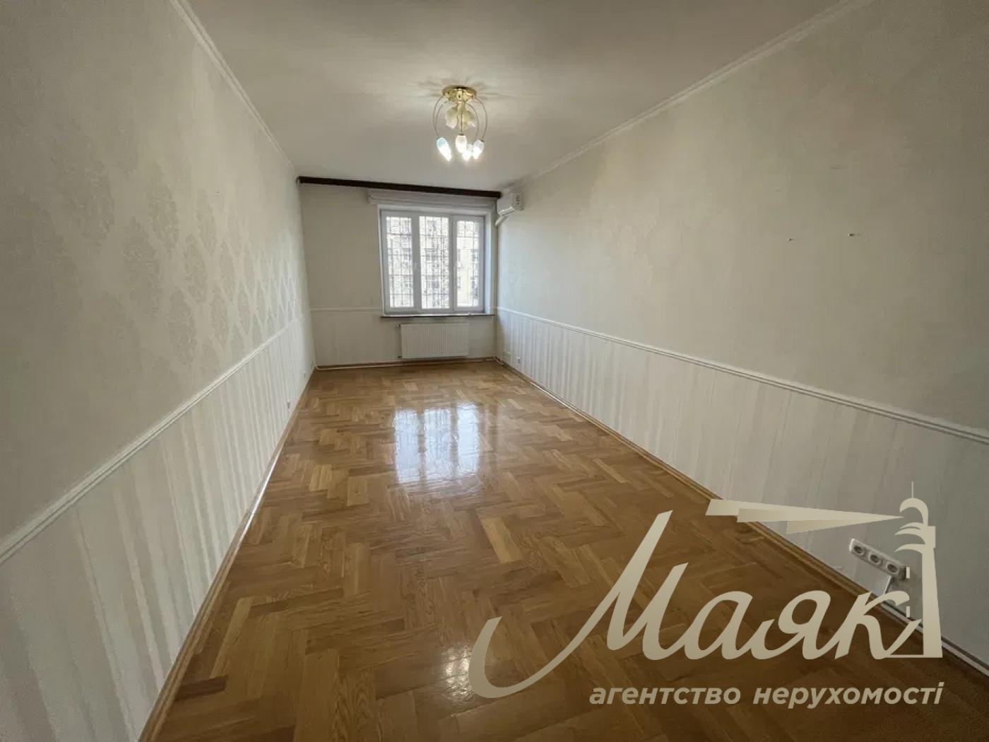 Оренда 4к квартири (217м²) по вул. Паторжинського 14, Центр
