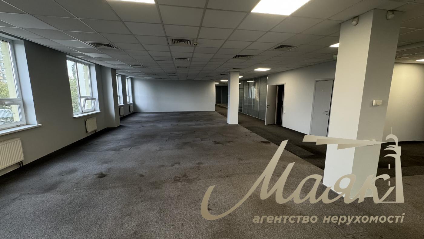 Office for rent 560 m2 in BC on Obolon, Avtozavodskaya str, Kurenevka