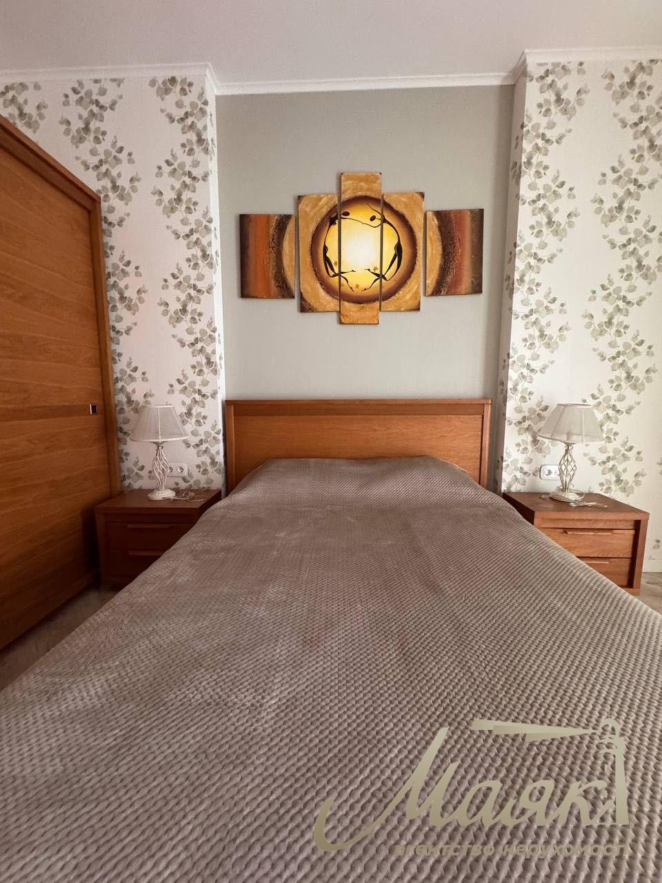 Оренда 2-кімнатної квартири, вул. Саперне Поле 14/55, Центр