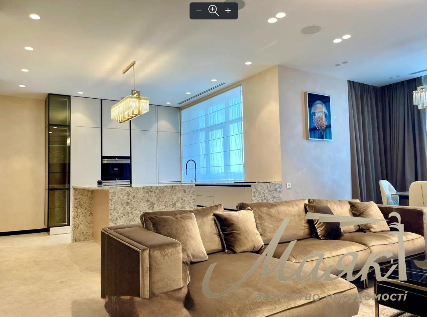 Продаж 4-кімнатної квартири 190м2 в ЖК "Новопечерські Липки" Адреса: вул. Верхогляда (Драгомирова) 15-А, Печерський район, Київ.